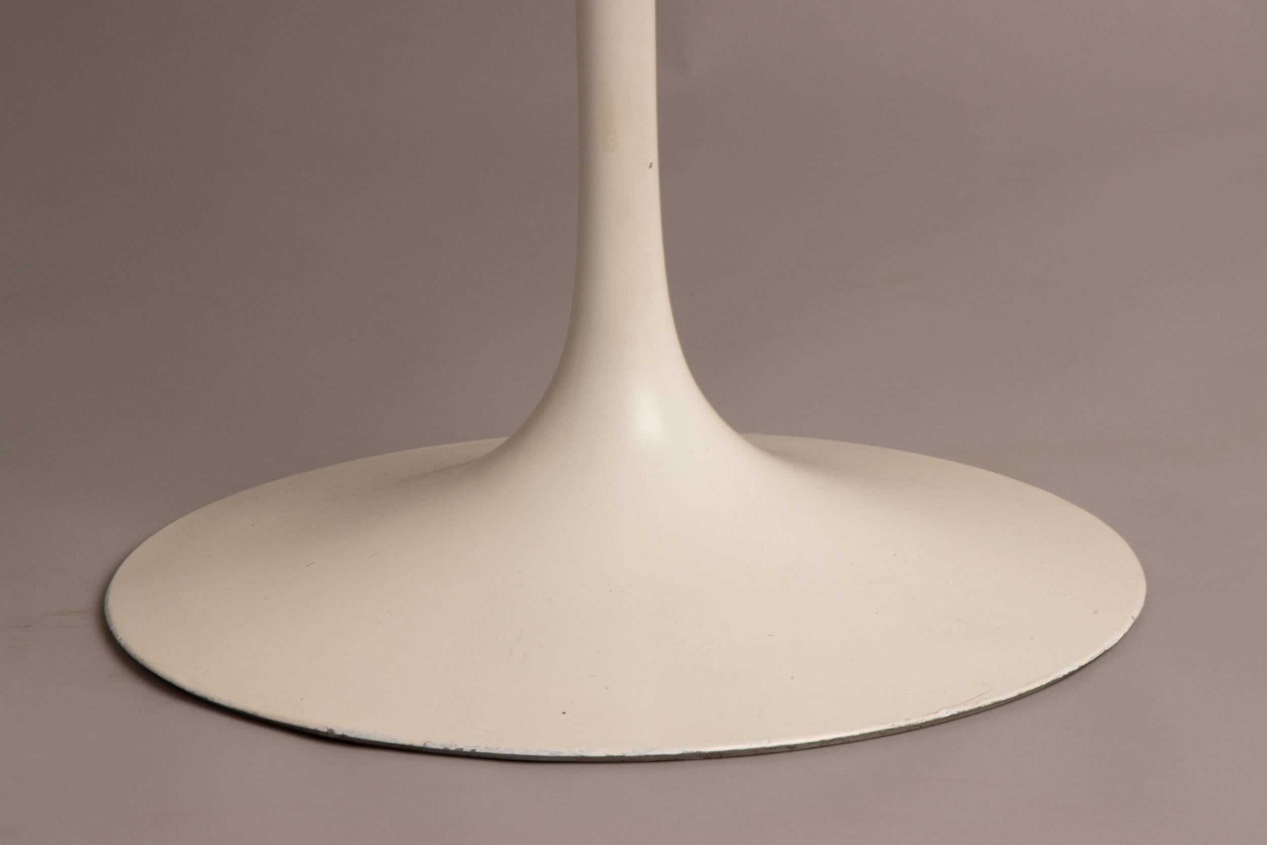 Mid-Century Modern Original Eero Saarinen Tulip Table with Laminate Top by Knoll, c.1960s