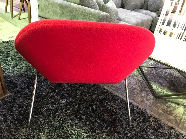 Upholstery Eero Saarinen Original Midcentury Womb Chair and Ottoman Foot Stool for Knoll For Sale