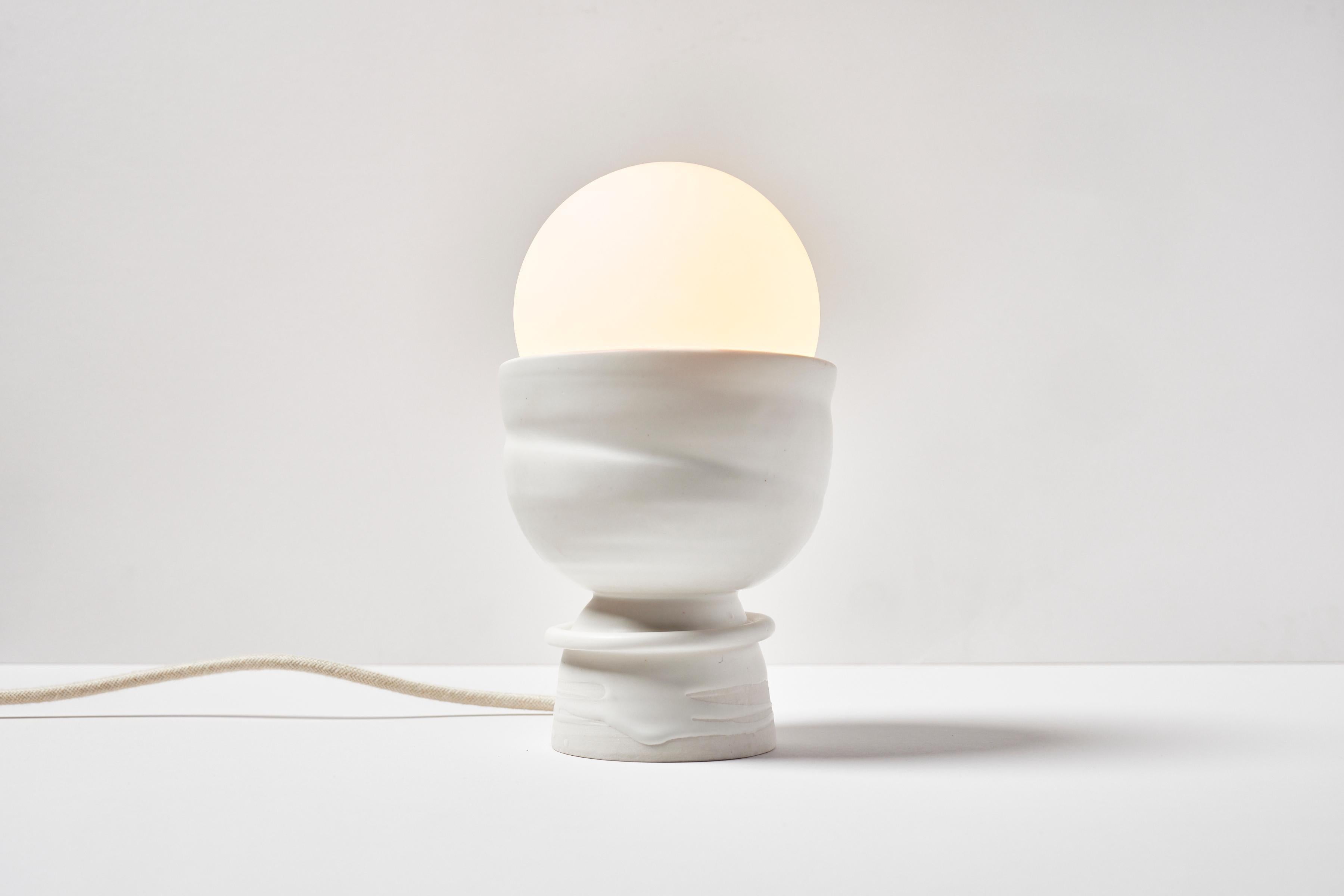 Original Keramik-Tischlampe „Eierbecher“ von Erin Hupp im Angebot 2