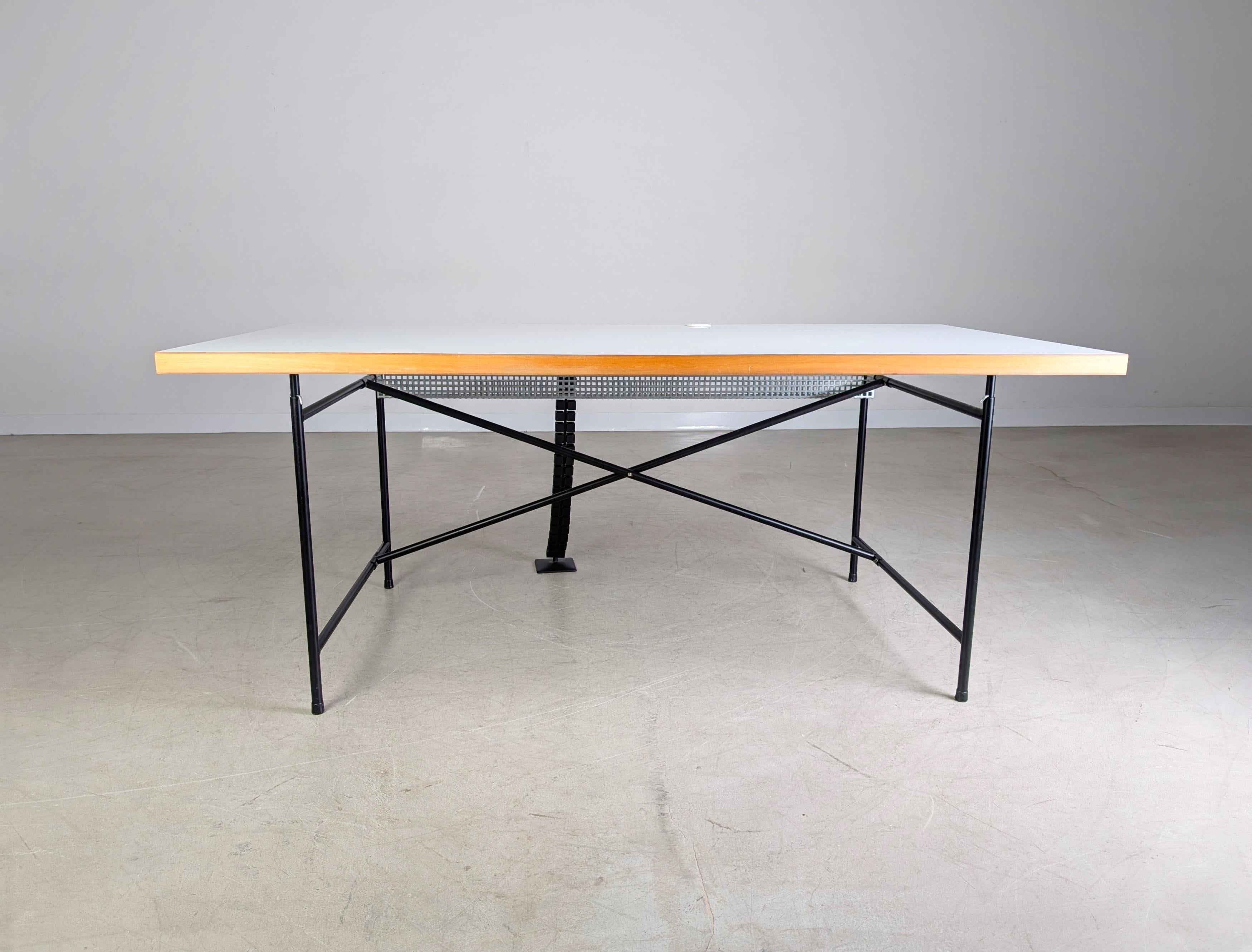 Mid-Century Modern Original Egon Eiermann Schreibtisch Richard Lampert 180x90cm For Sale