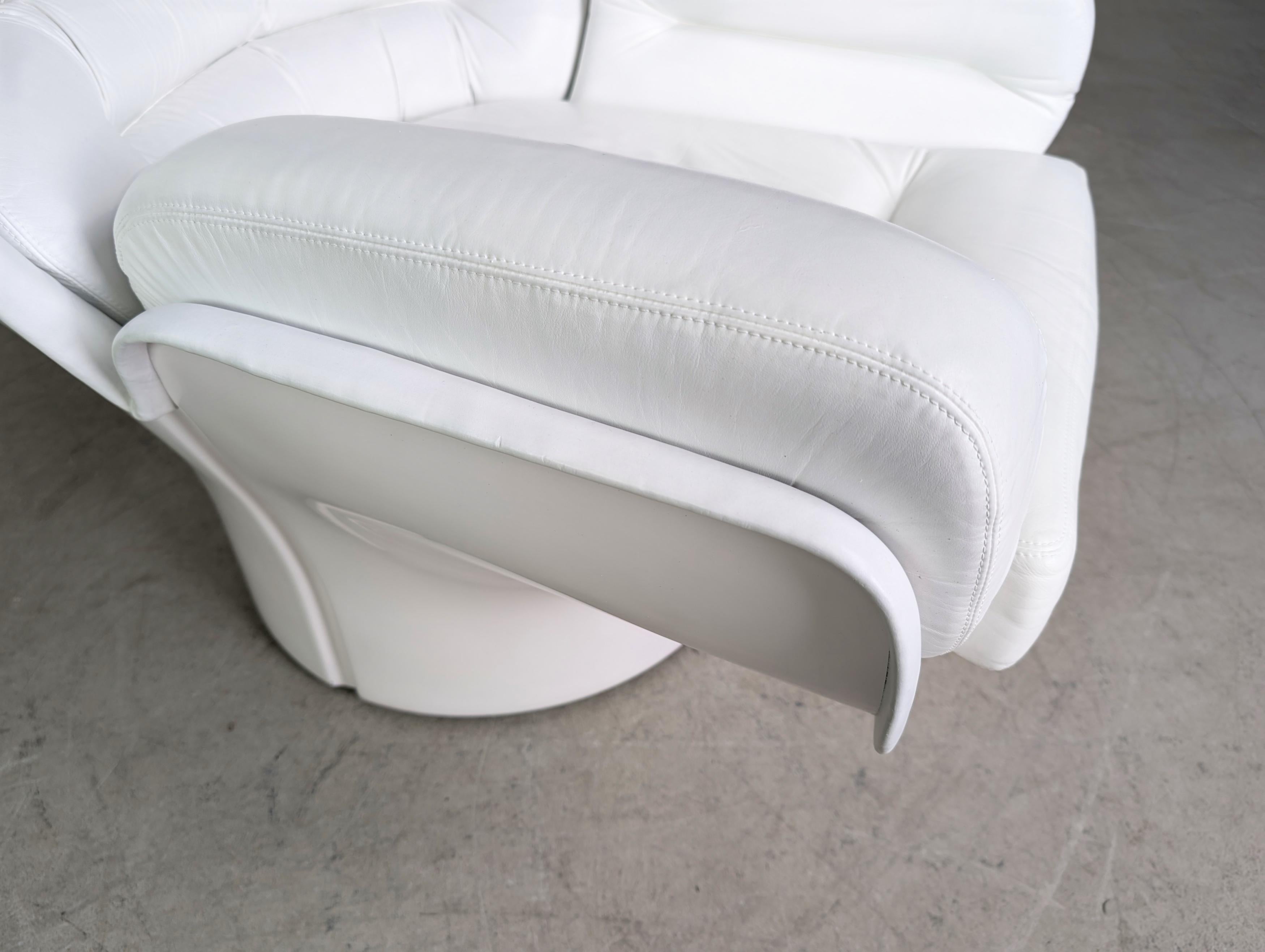 Original Elda chair Joe Colombo Sessel Vintage Comfort Leder weiß For Sale 4