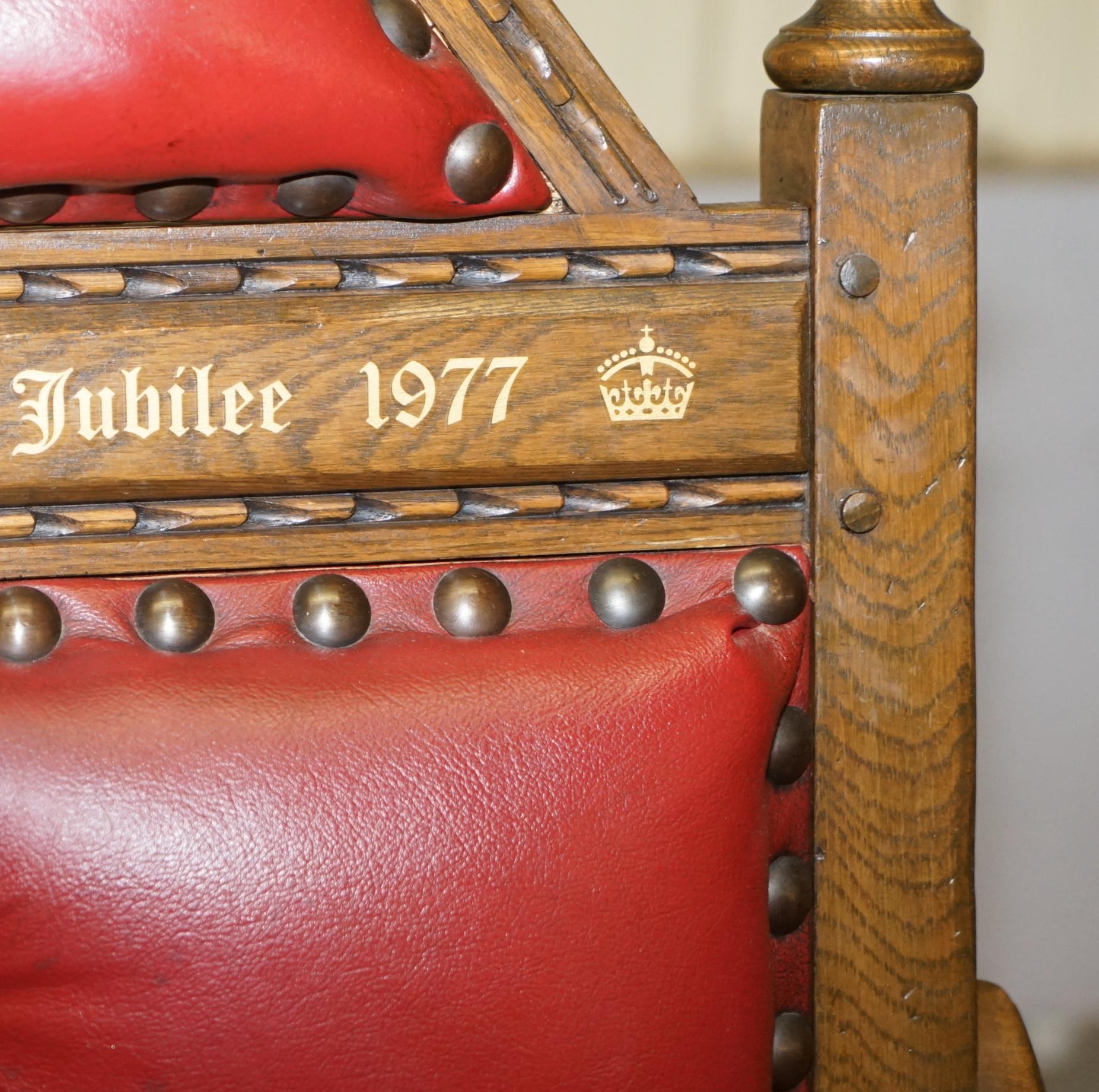 Hand-Crafted Original Elizabeth II Silver Jubilee Throne Armchair English Oxblood Oak Leather
