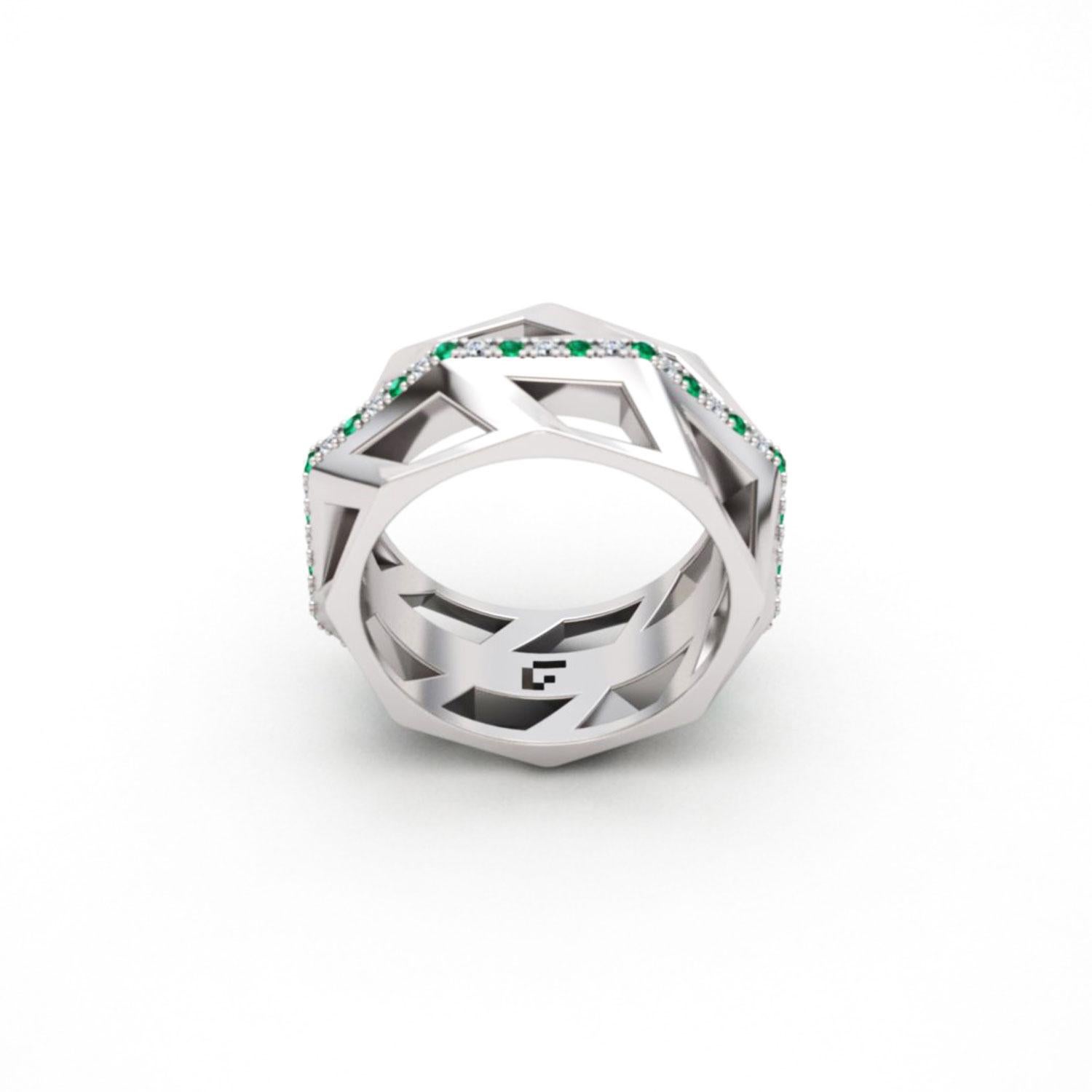 Modern Original Emerald White Diamond Band Elegant White 18K Gold Ring for Her for Him For Sale