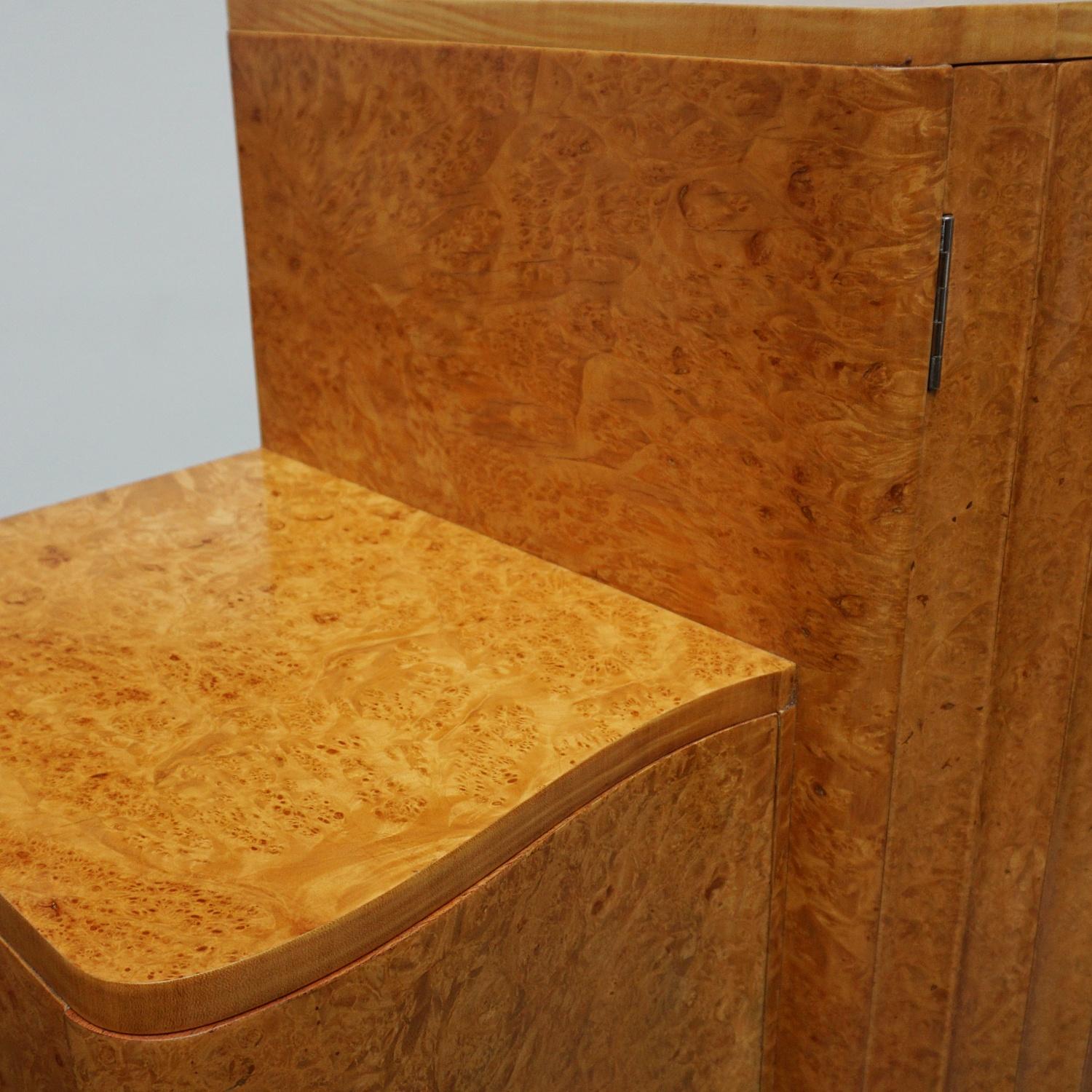 Original English Art Deco Cocktail Cabinet in Burr Walnut 15
