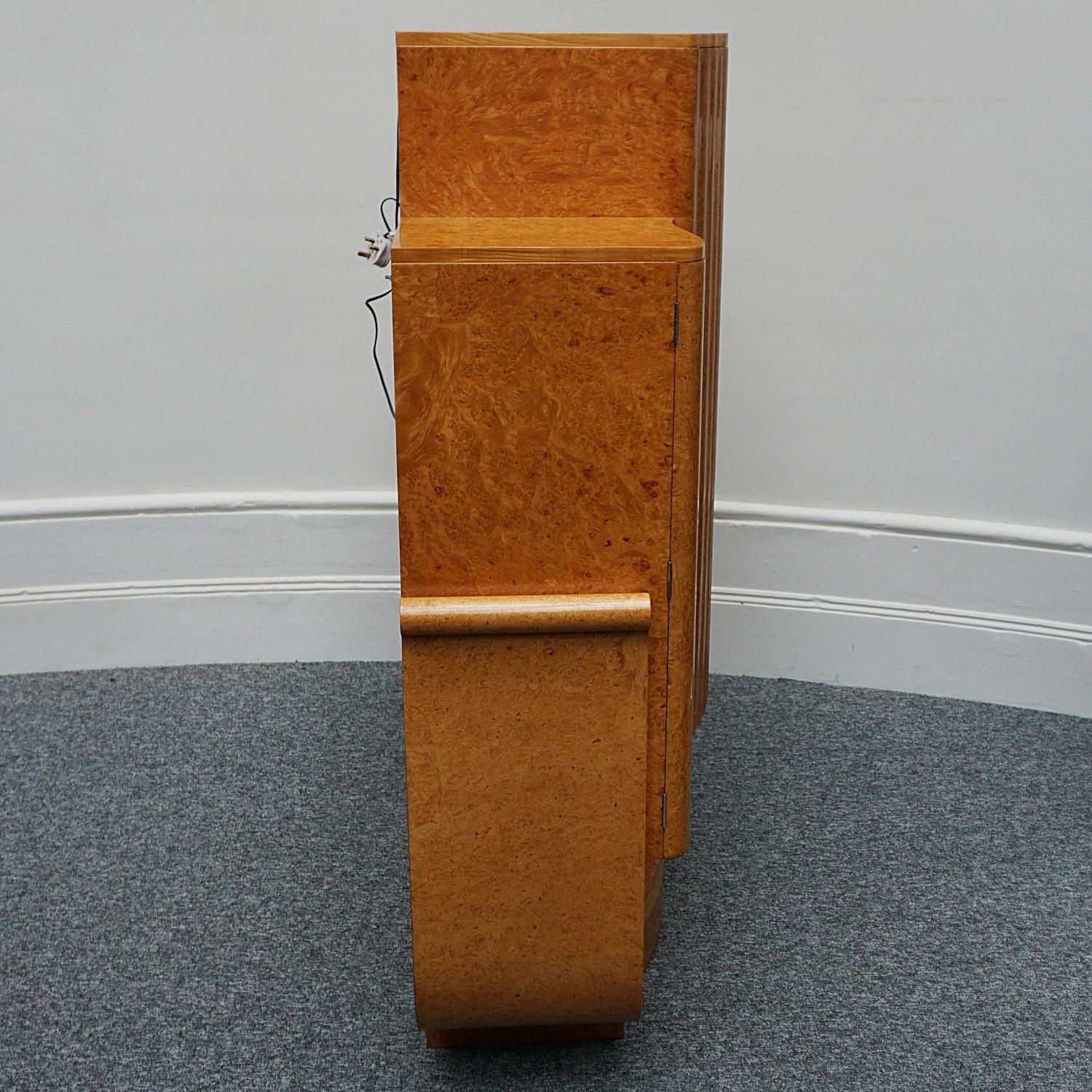 Original English Art Deco Cocktail Cabinet in Burr Walnut 16