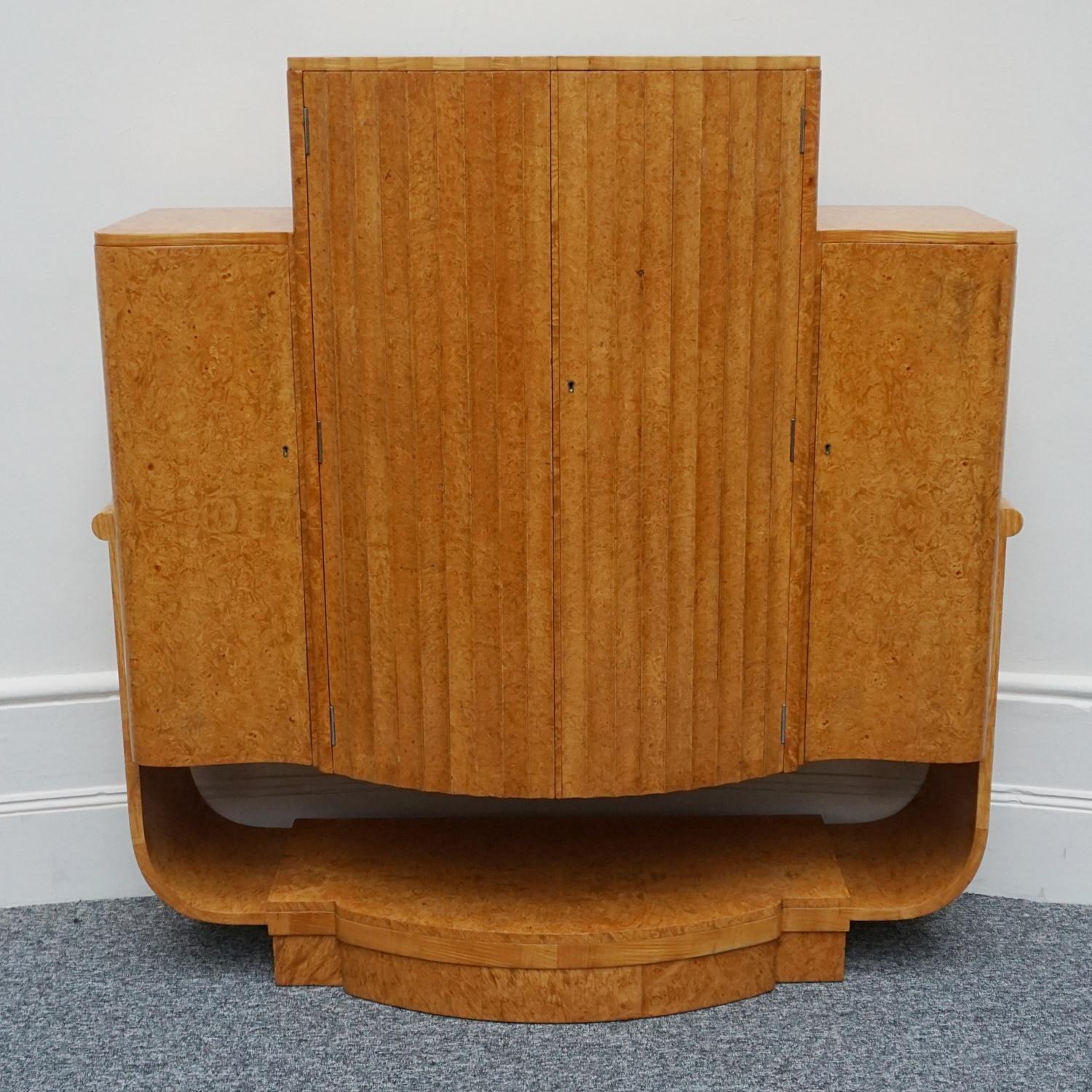 Original English Art Deco Cocktail Cabinet in Burr Walnut 2