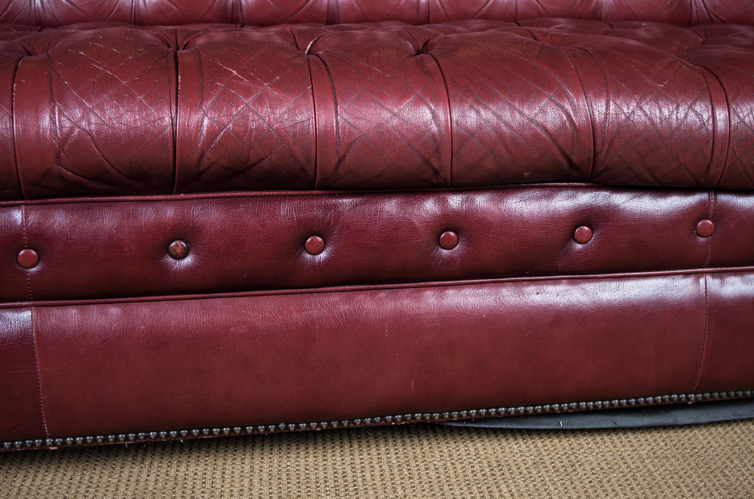 Original English Chesterfield Leather Sofa Three-Seat Couch 10