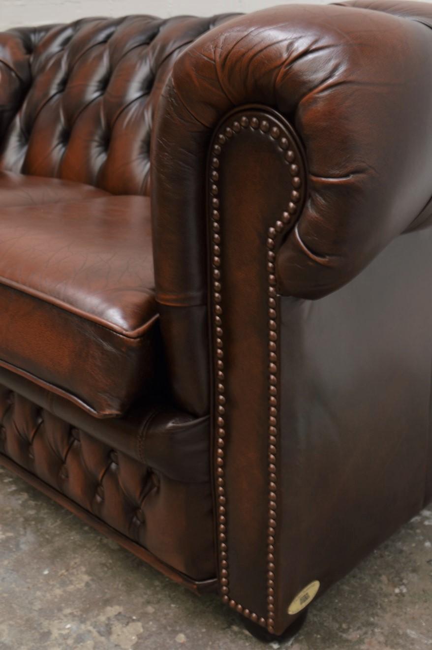 Original English Chesterfield Sofa Two Seat in Leather Tobacco Tan In Good Condition For Sale In Eindhoven, NL