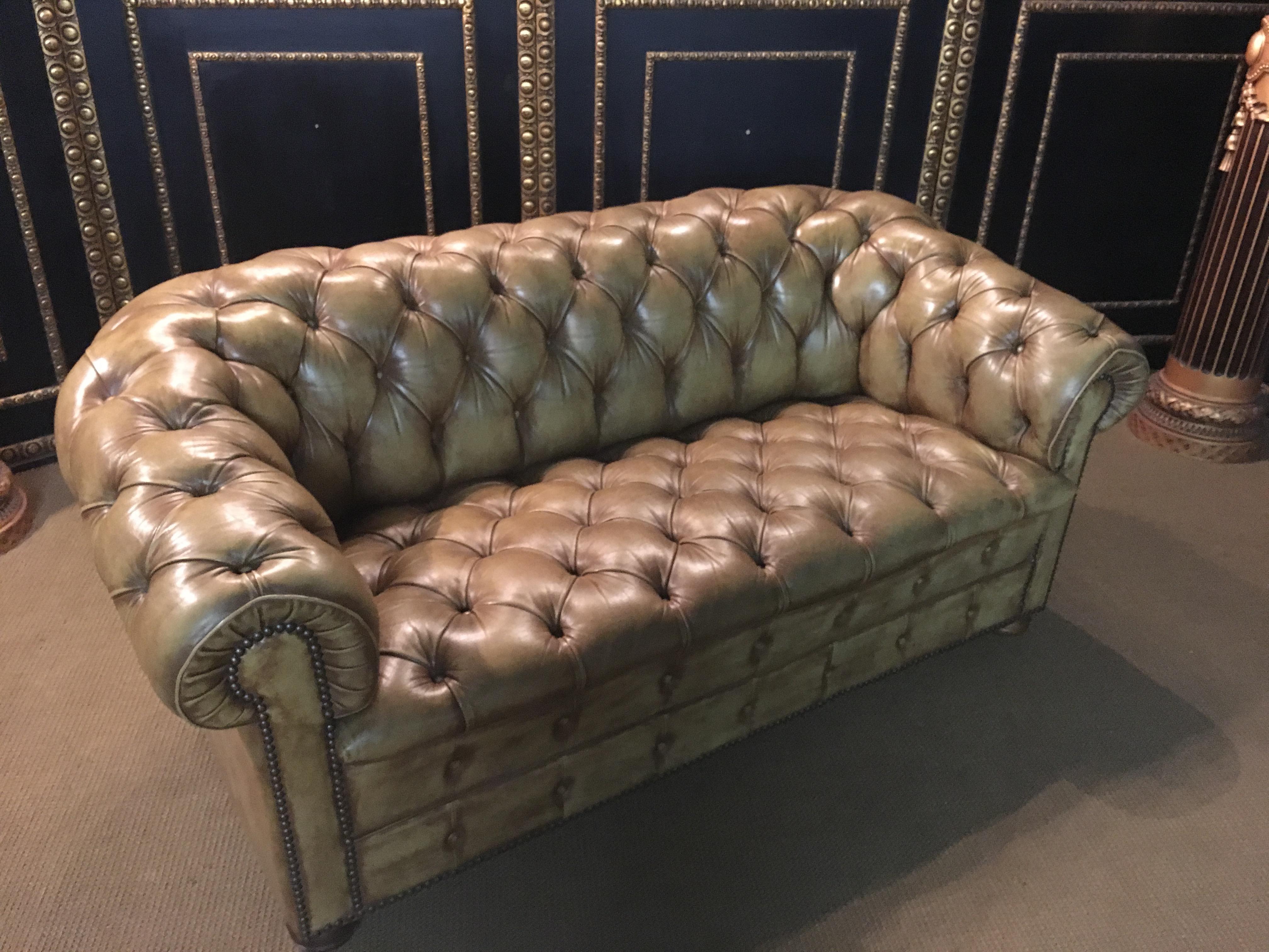 Original English Chesterfield Top Quality Set In Good Condition In Berlin, DE
