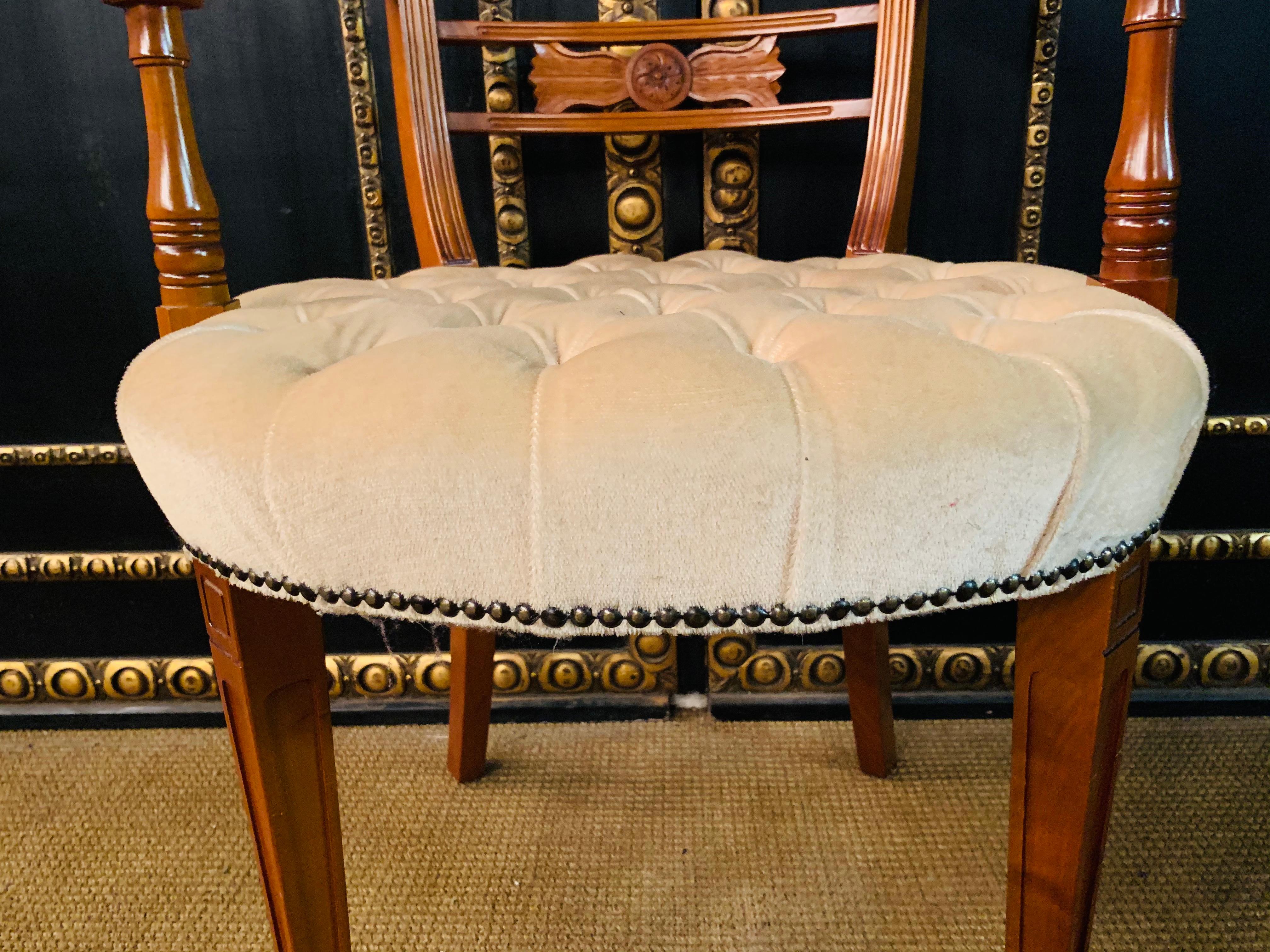 Original Exclusive Chesterfield Armchairs 7