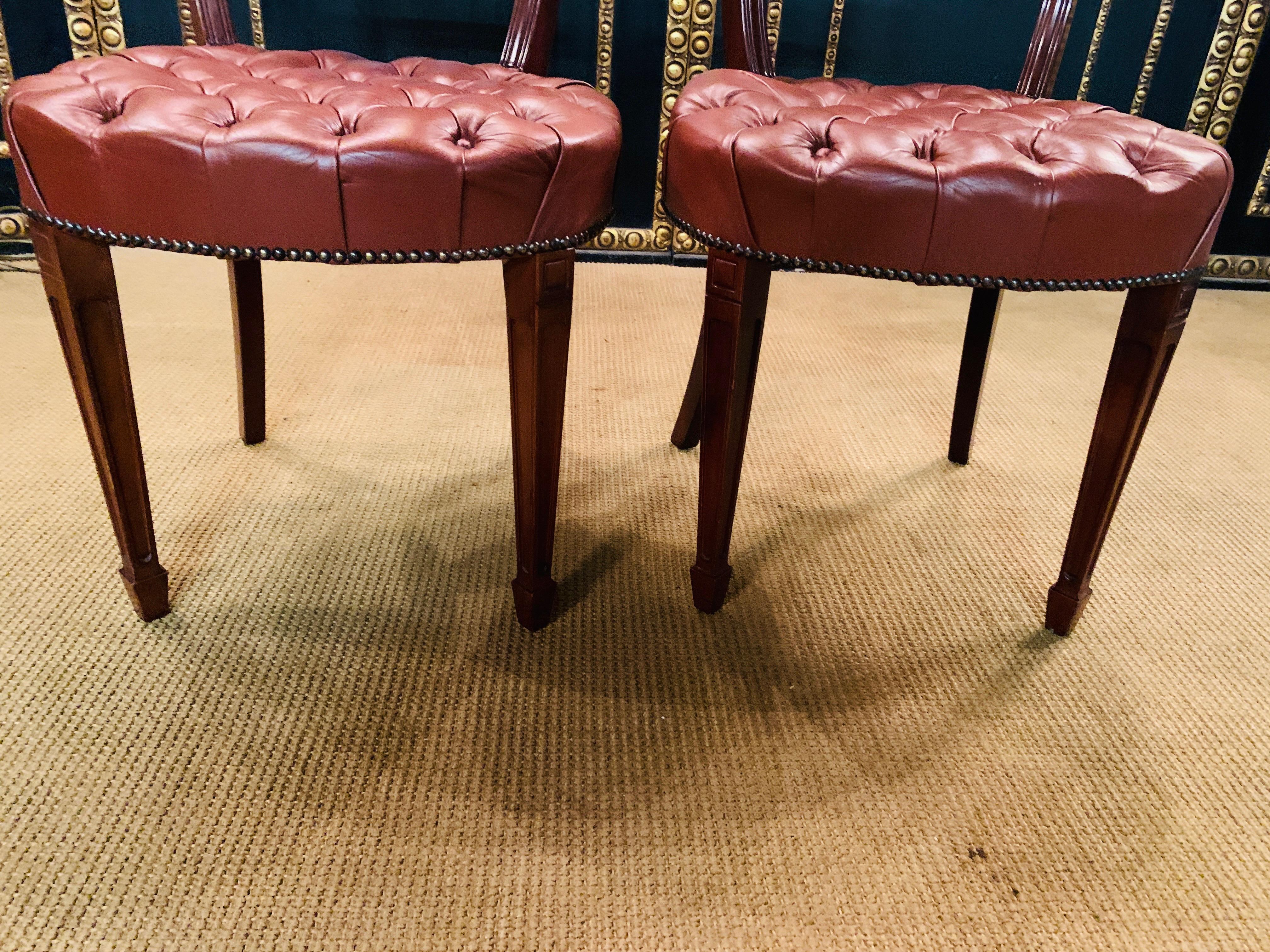 two Original Exclusive Chesterfield Chairs read leather 8