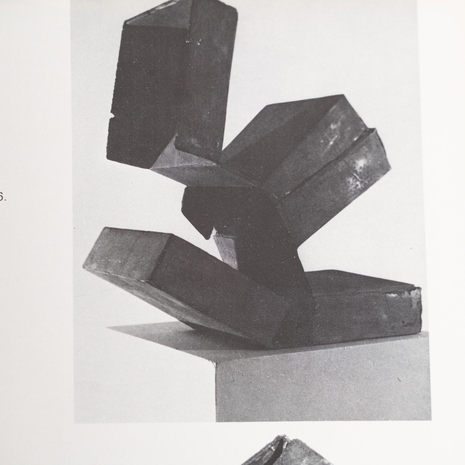Papier Catalogue d'exposition original - Esculturas de María Simón, Sala Gaspar, 1979 en vente