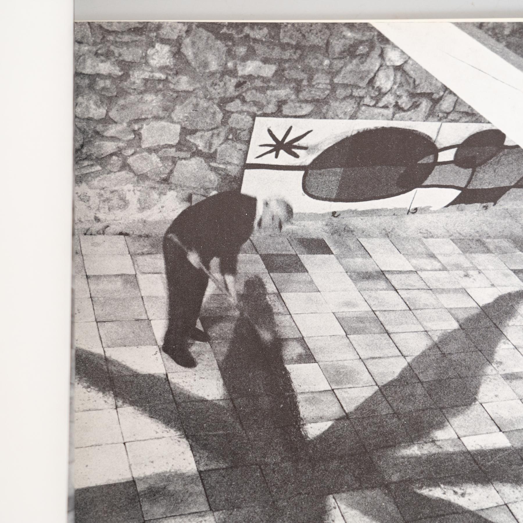 Original Exhibition Catalog – Setembre 1970 by Joan Miró, Sala Gaspar In Good Condition For Sale In Barcelona, ES