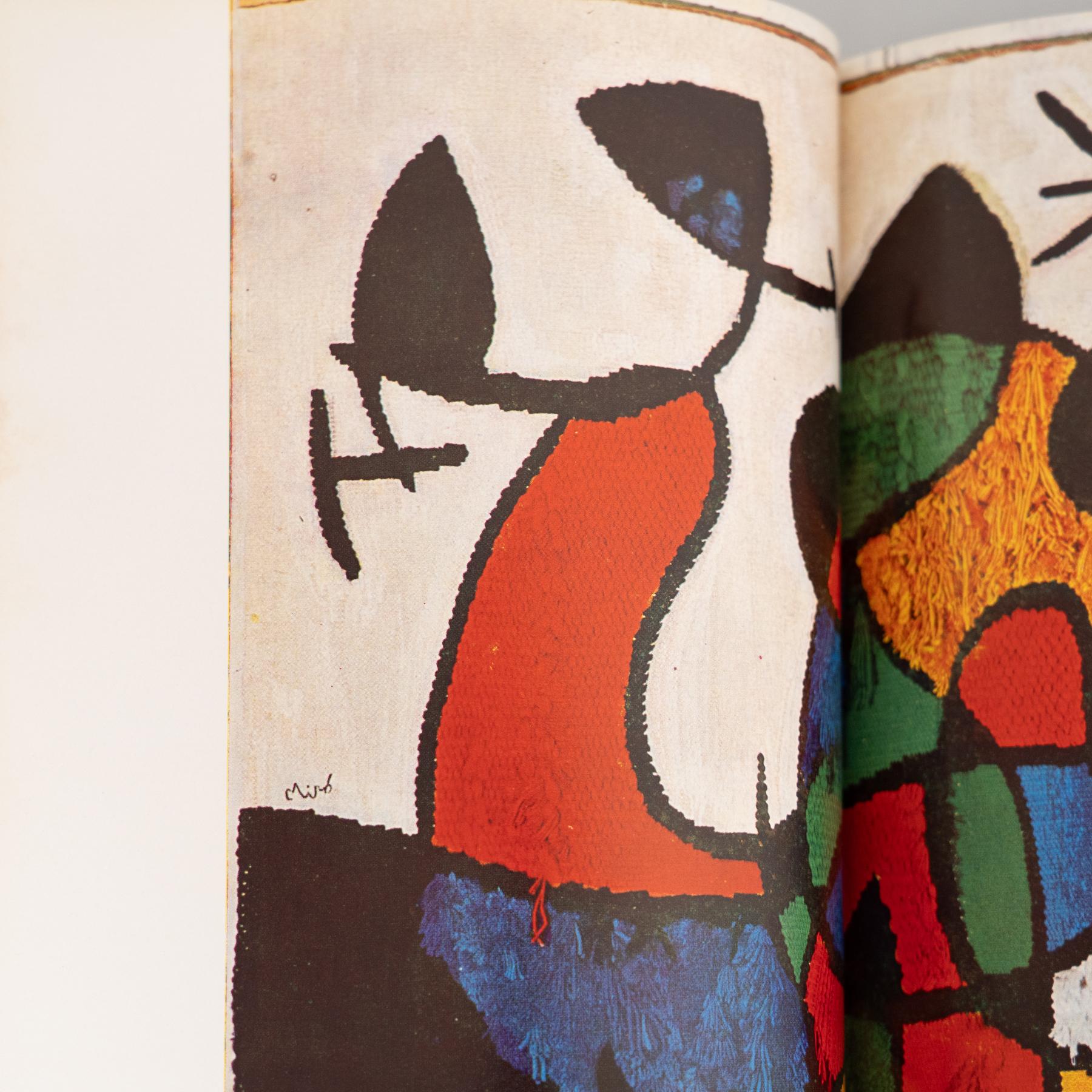 Late 20th Century Original Exhibition Catalog – Setembre 1970 by Joan Miró, Sala Gaspar For Sale