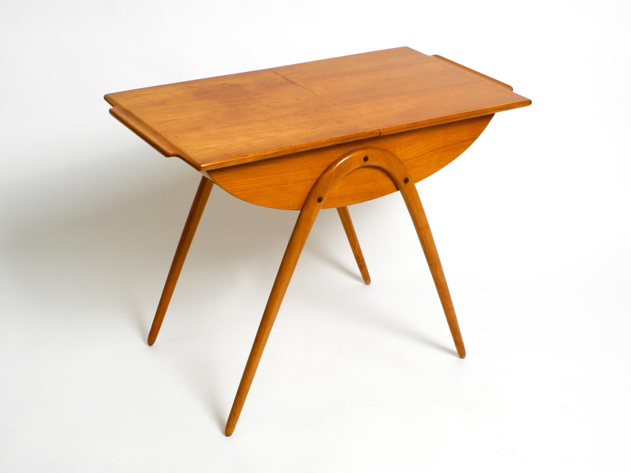 Original Extraordinary Mid-Century Modern Side Table with Sliding Doors 6