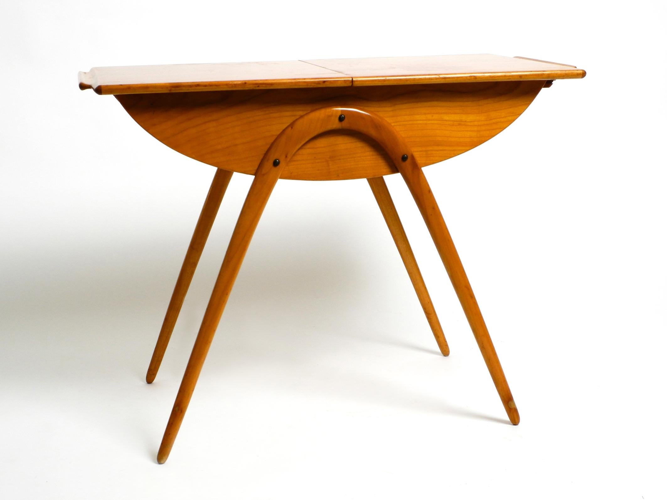 Original Extraordinary Mid-Century Modern Side Table with Sliding Doors 12