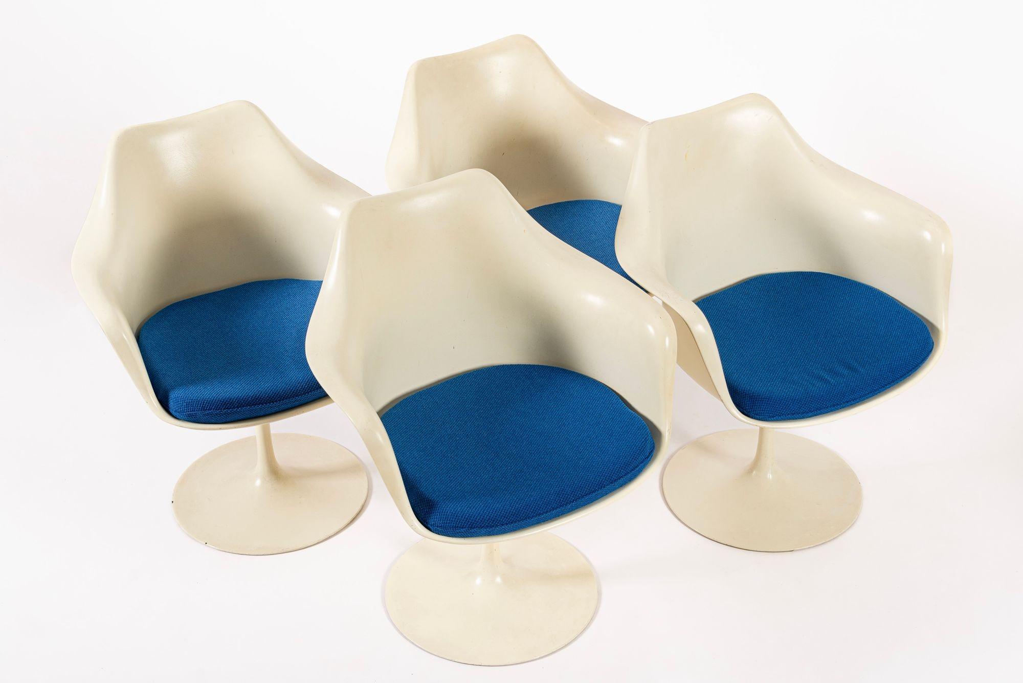 Sillones tulipán originales de fibra de vidrio de Eero Saarinen para Knoll Años 70 en venta 4