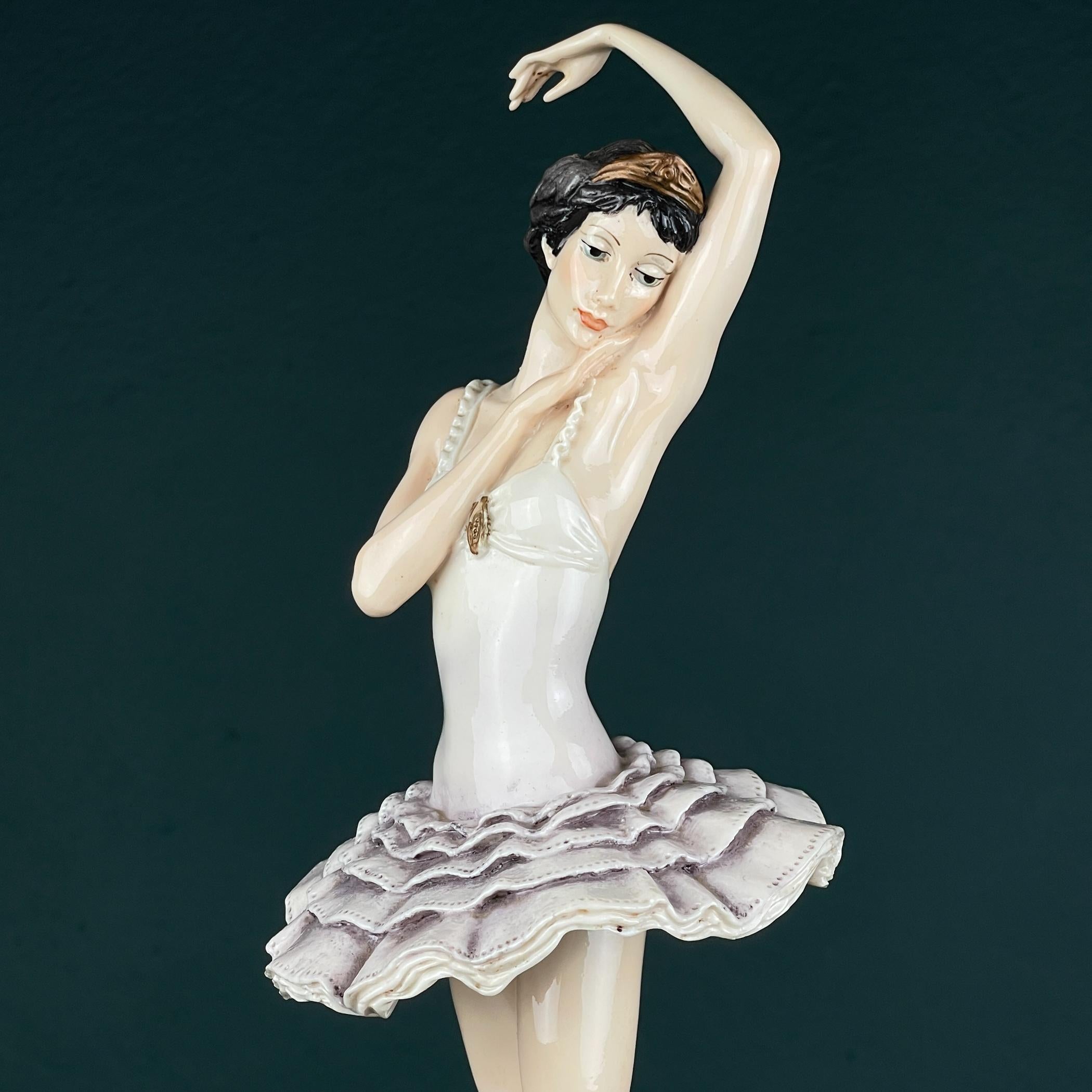 Figurilla original Bailarina de Giuseppe Armani para Capodimonte, Italia 1987 3