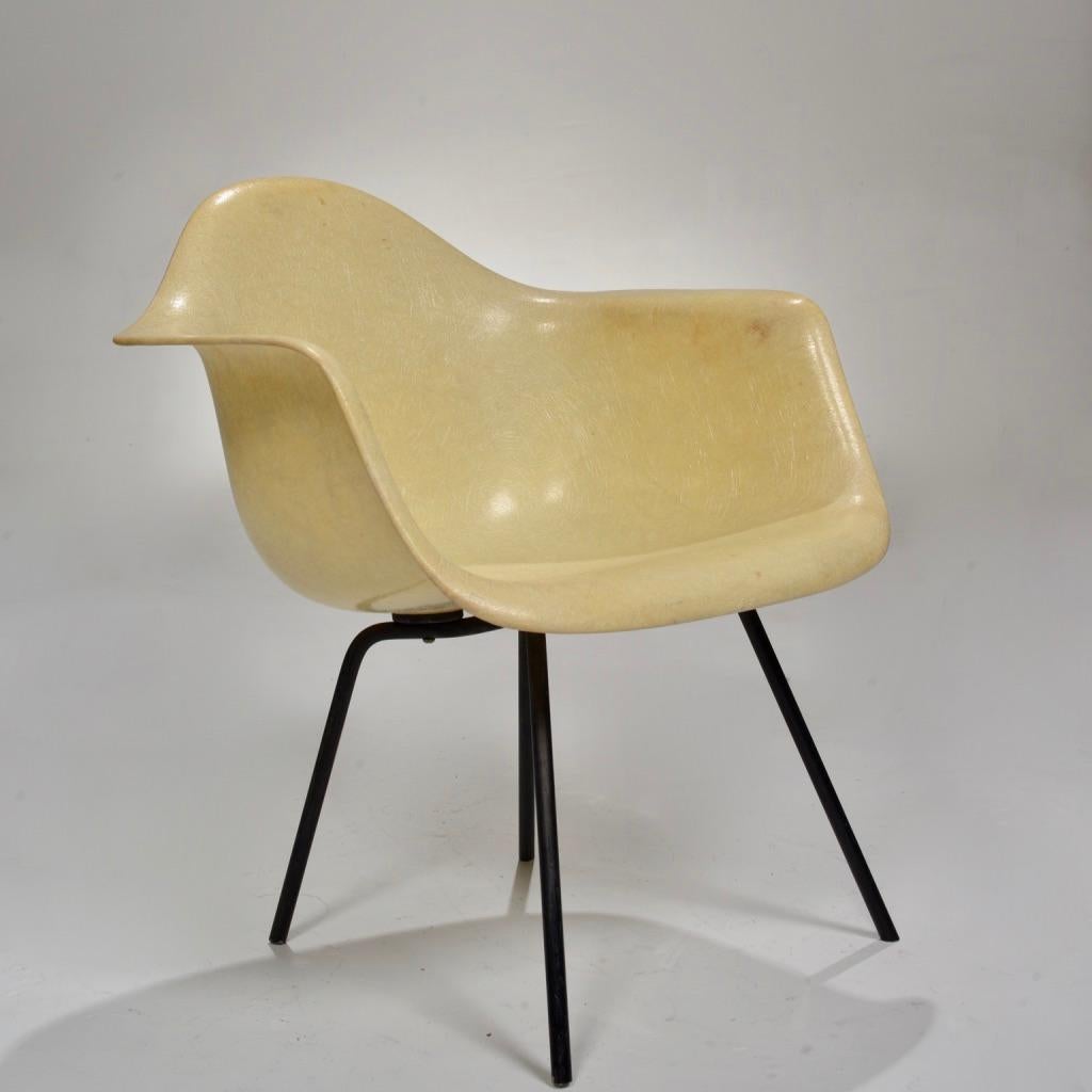 Mid-Century Modern Original First Generation Eames Zenith Rope-Edge LAX Lounge Chair For Sale