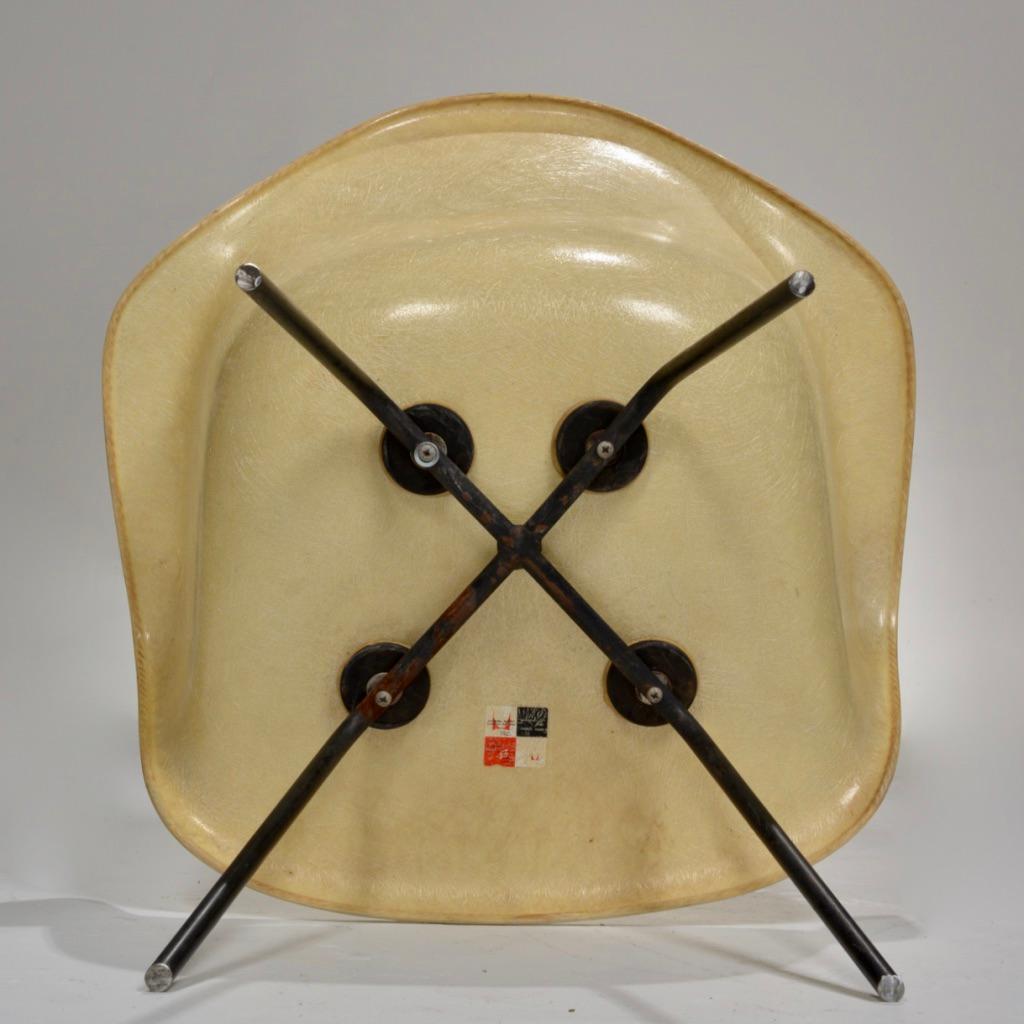 Mid-20th Century Original First Generation Eames Zenith Rope-Edge LAX Lounge Chair For Sale
