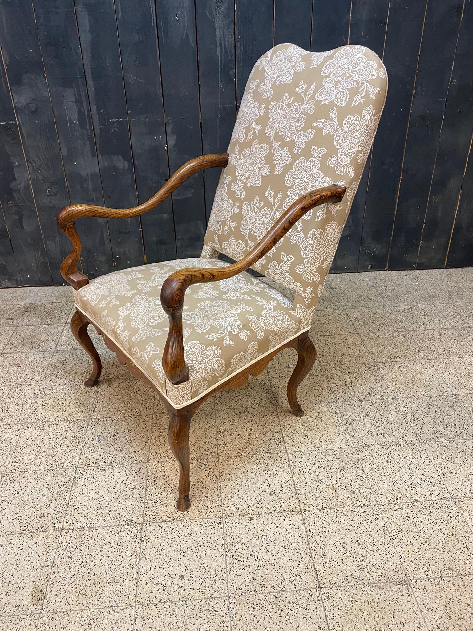 Original Flemish Armchair in Elm, 18th Century For Sale 2