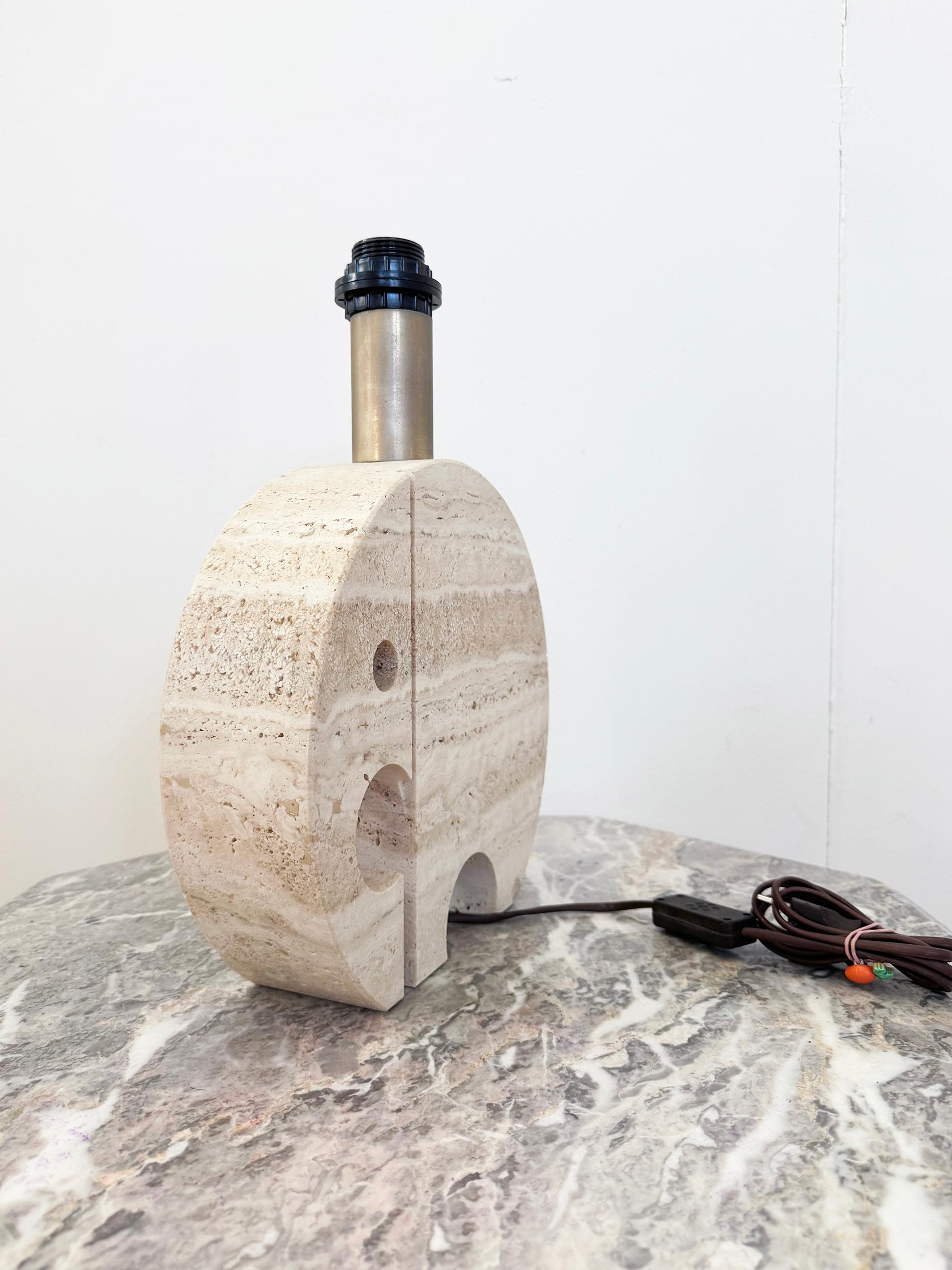 Brass Original Fratelli Manelli Mid Century Modern Elephant Travertine Lamp c. 1970 For Sale
