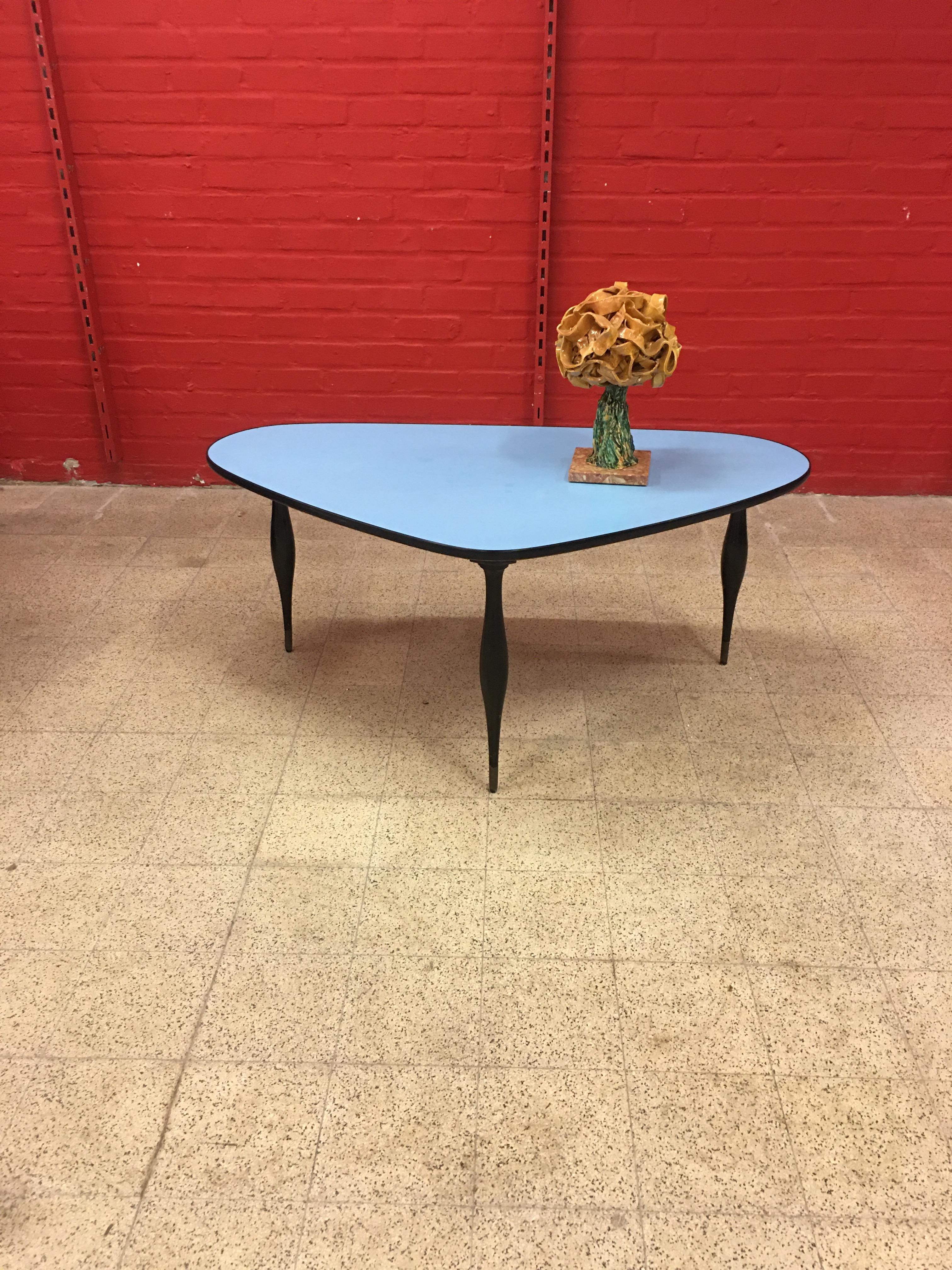 Mid-Century Modern Original Freeform Coffee Table, Top Covered with Laminate, circa 1960 For Sale
