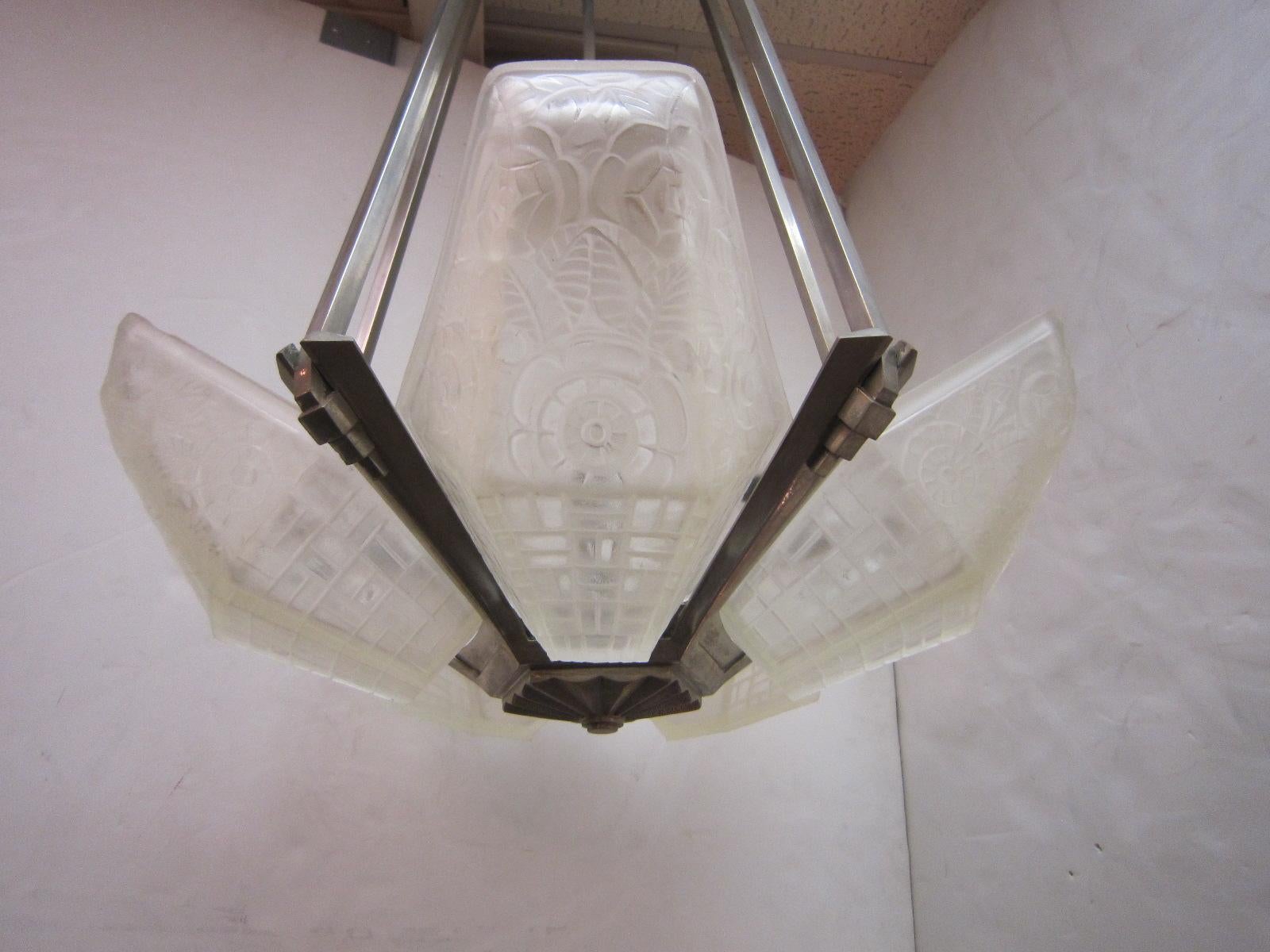 Early 20th Century Original French Art Deco Frosted Art Glass Chandelier, Hugue For Sale