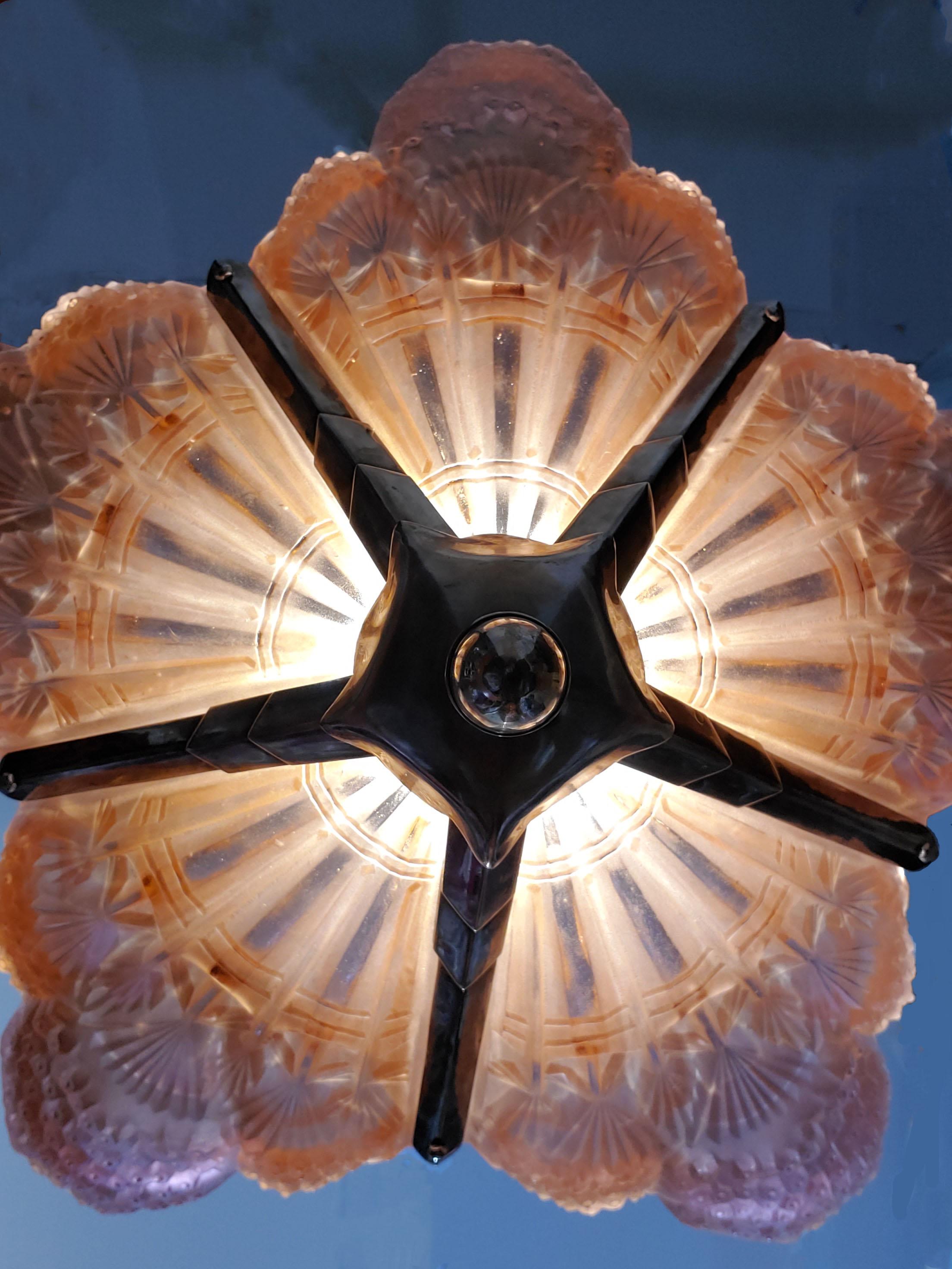 Original French Art Deco salmon/peach/ coral art glass nickel chandelier Noverdy For Sale 3