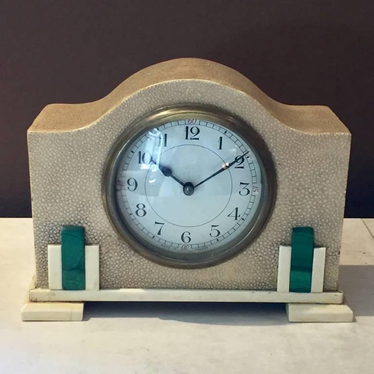 Original French Art Deco Table Clock in Shagreen and Malachite, 1930s For Sale 1
