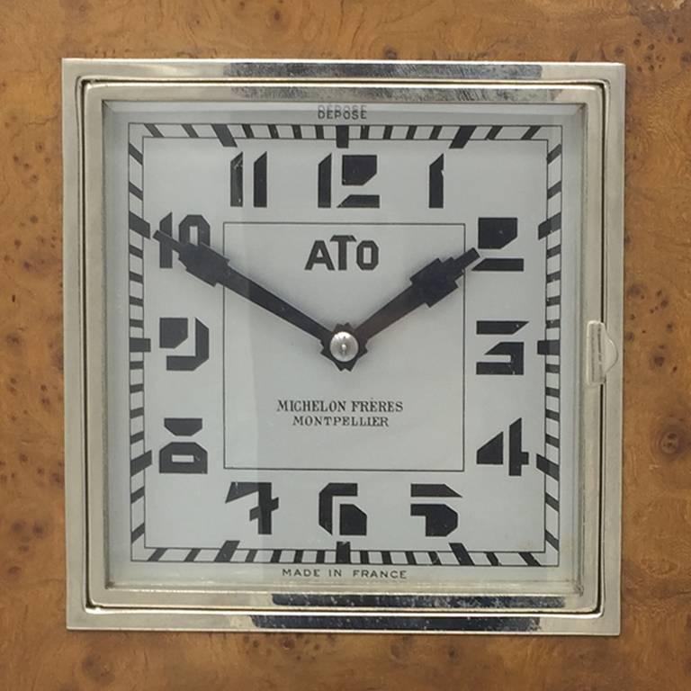 Astonishing French Art Deco table clock with ATO clockwork, in briar root, 1930 in excellent condition.