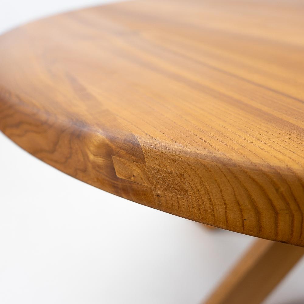 Original French Design: Pierre Chapo, Five Legged T21 Round Dining Table, 1970s For Sale 2