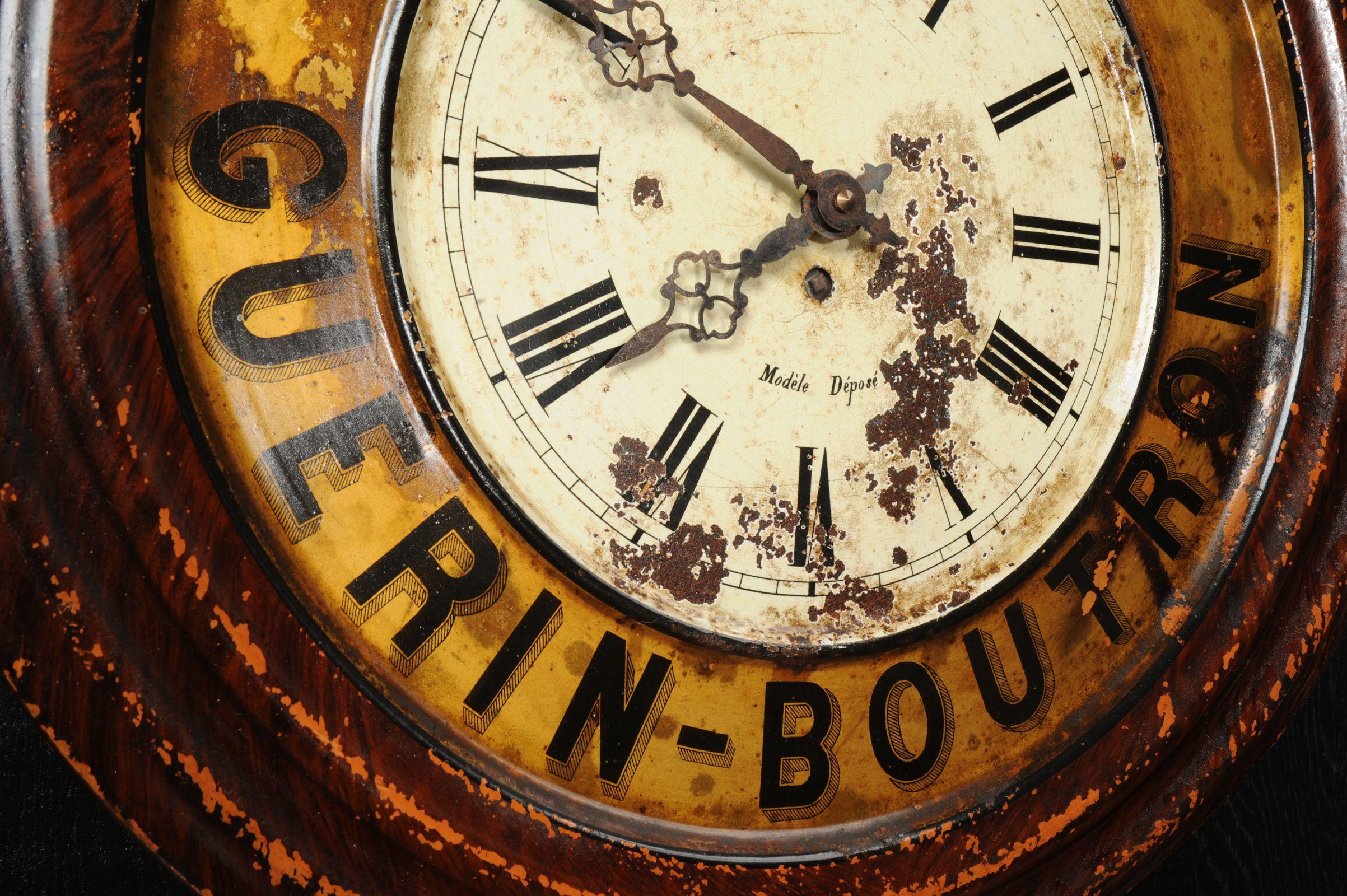 Orologio da parete originale francese Guerin Boutron per la pubblicità del cioccolato, perfettamente funzionante in vendita 6