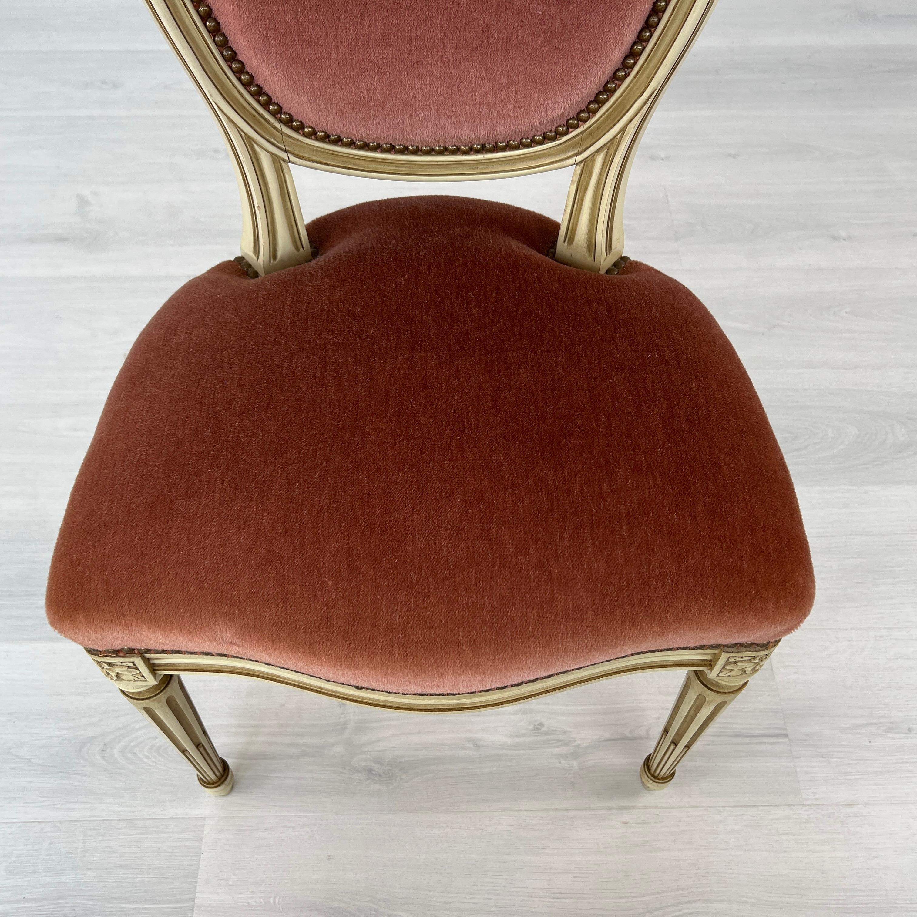 Original französische Louis XVI Medaillon Stühle - Satz von 6 im Angebot 2