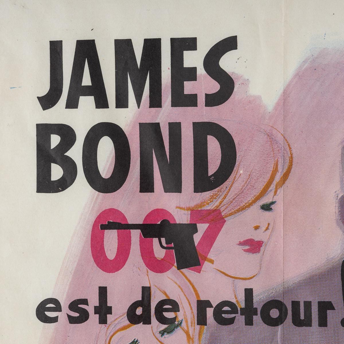 Rarísimo póster original de James Bond From Russia with Love / Bons Baisers de Russie (1963), francés, estreno en Francia en 1964. Éste es uno de los diseños de póster más impactantes visualmente creados por el famoso artista francés Boris Grinsson