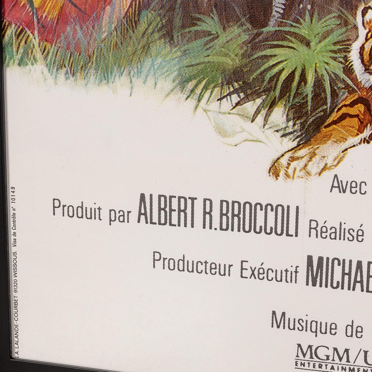 Affiche de sortie française originale de James Bond « Octopussy », vers 1983 en vente 10