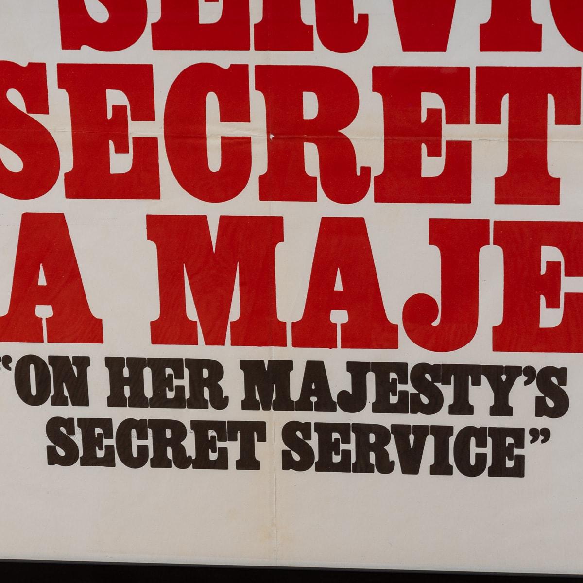 Original French Release James Bond On Her Majesty's Secret Service Poster c.1969 For Sale 4