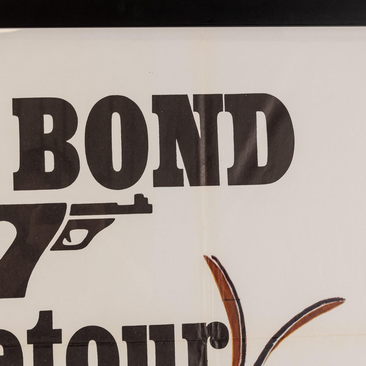 Original Französische Veröffentlichung James Bond On Her Majesty's Secret Service Poster, um 1969 im Angebot 1