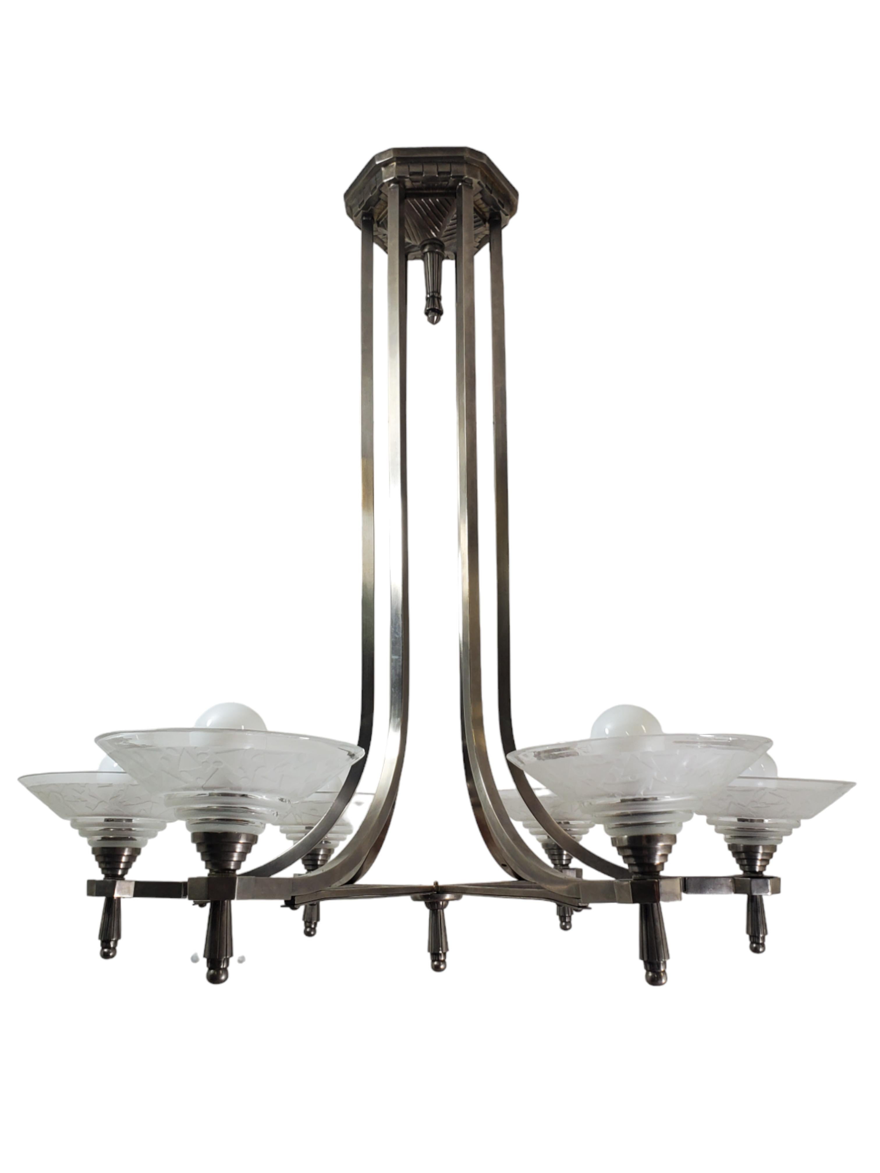 Original French six arm nickel bronze chandelier w/etched frosted art glass cups In Good Condition In New York City, NY