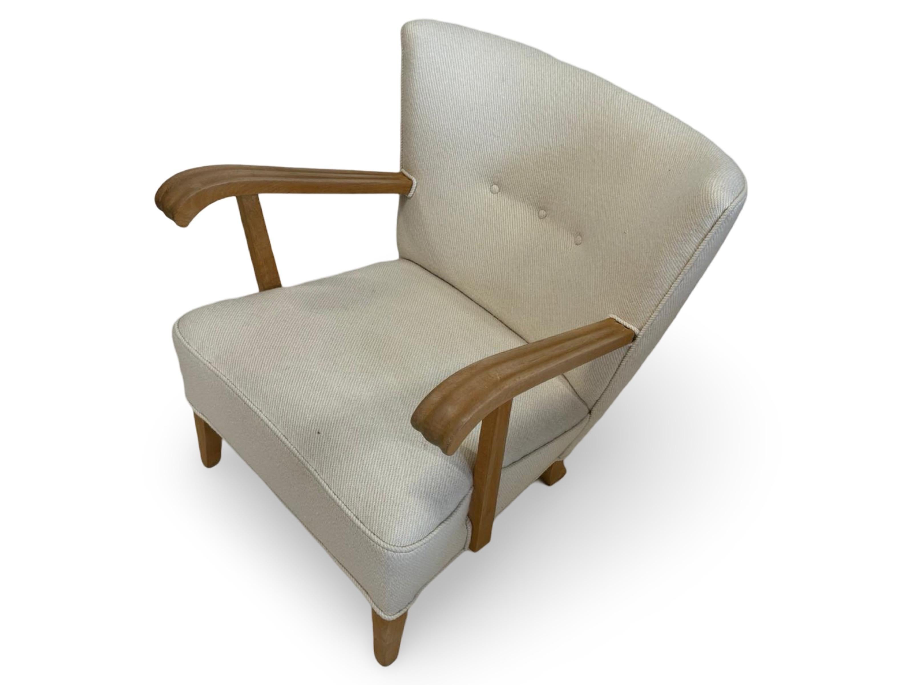 Scandinavian Modern Original Fritz Hansen, model 1582 lounger from the 1940s, Denmark.