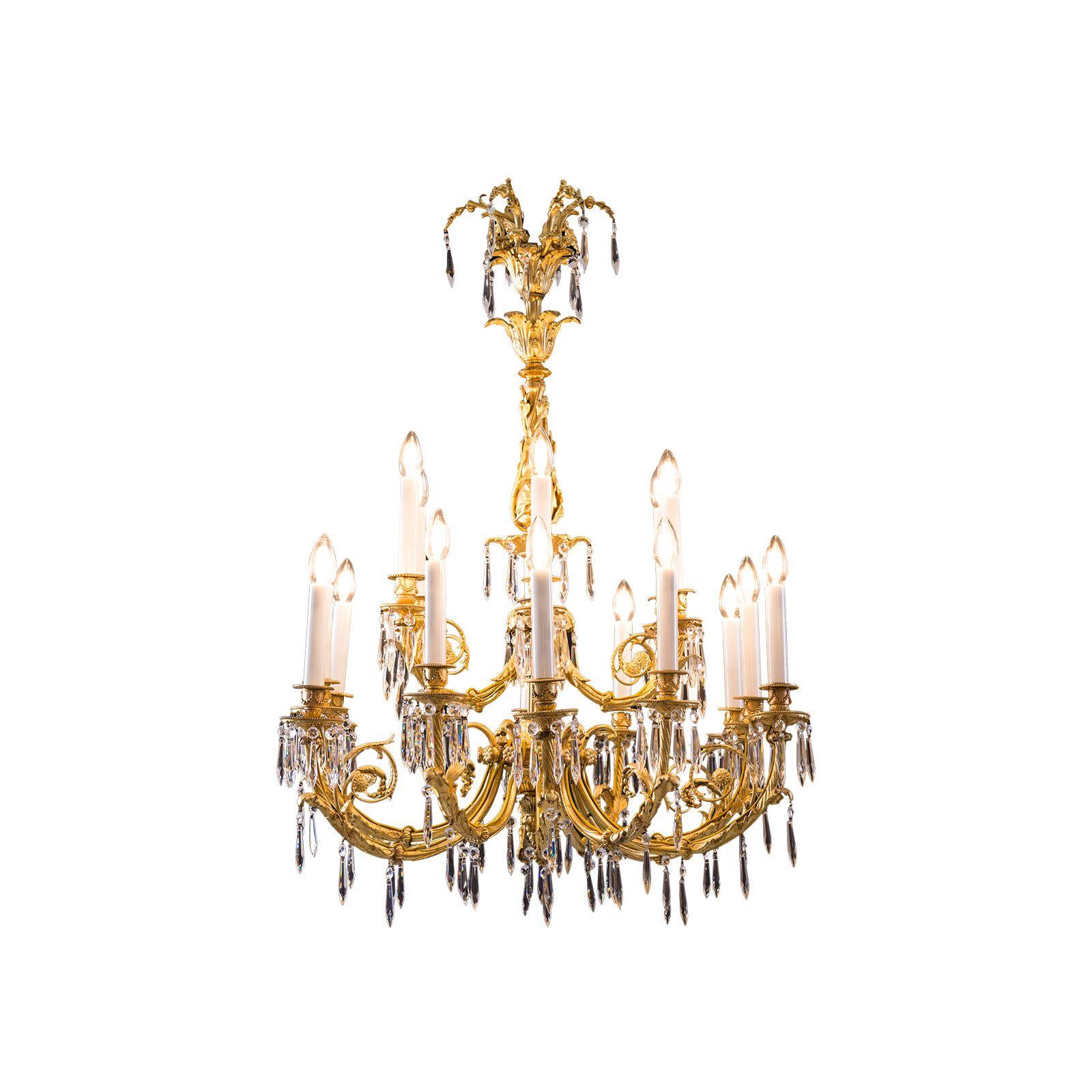 Magnificient chandelier in Baroque-style from 1880, originally for candles, later electrified. Casted, chased and gildet brass, excellent craftswork 18 lights
Suitable for US

  