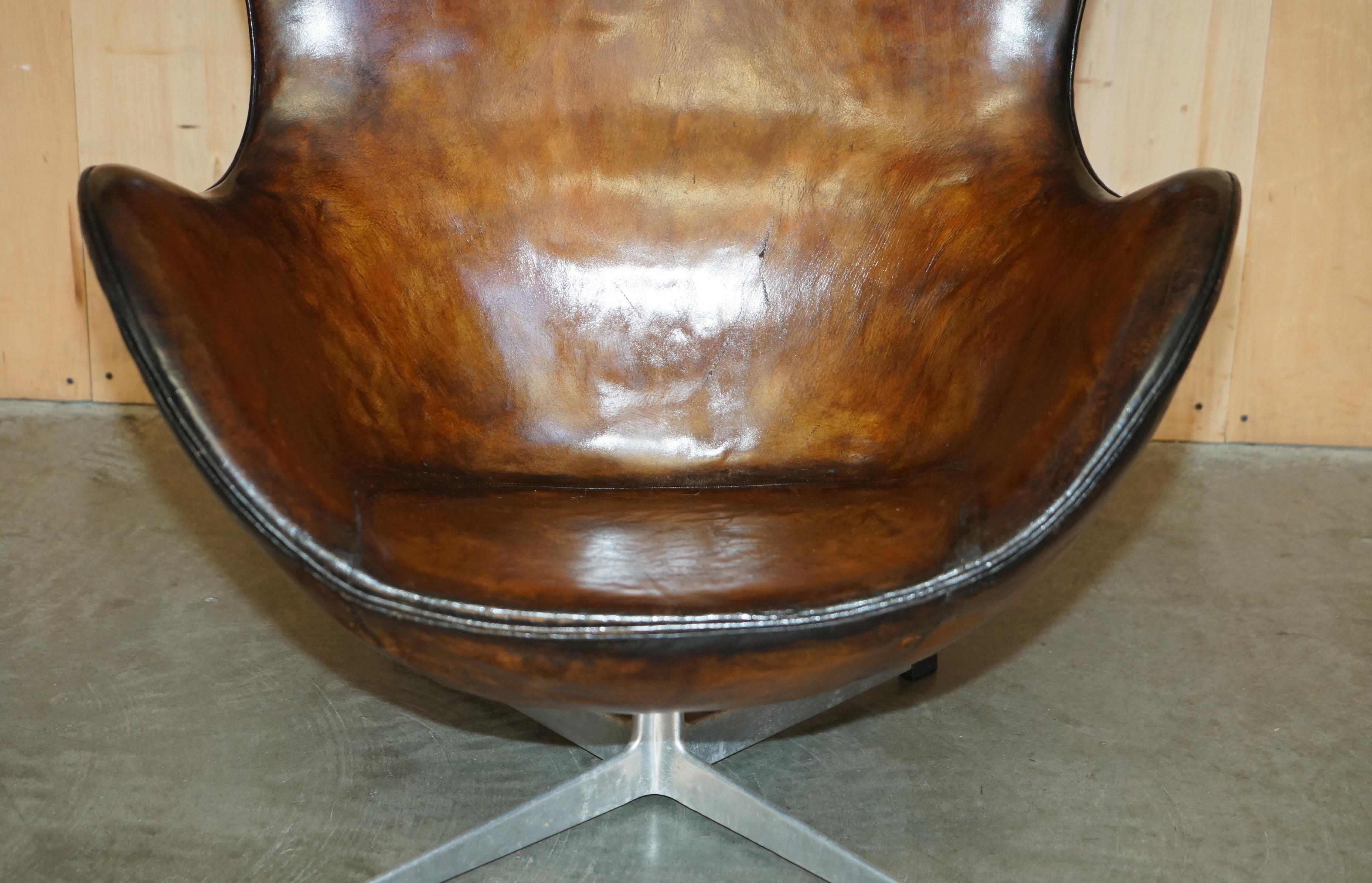 European ORIGINAL FULLY RESTORED 1965 FRITZ HANSEN EGG CHAiR & FOOTSTOOL IN BROWN LEATHER For Sale
