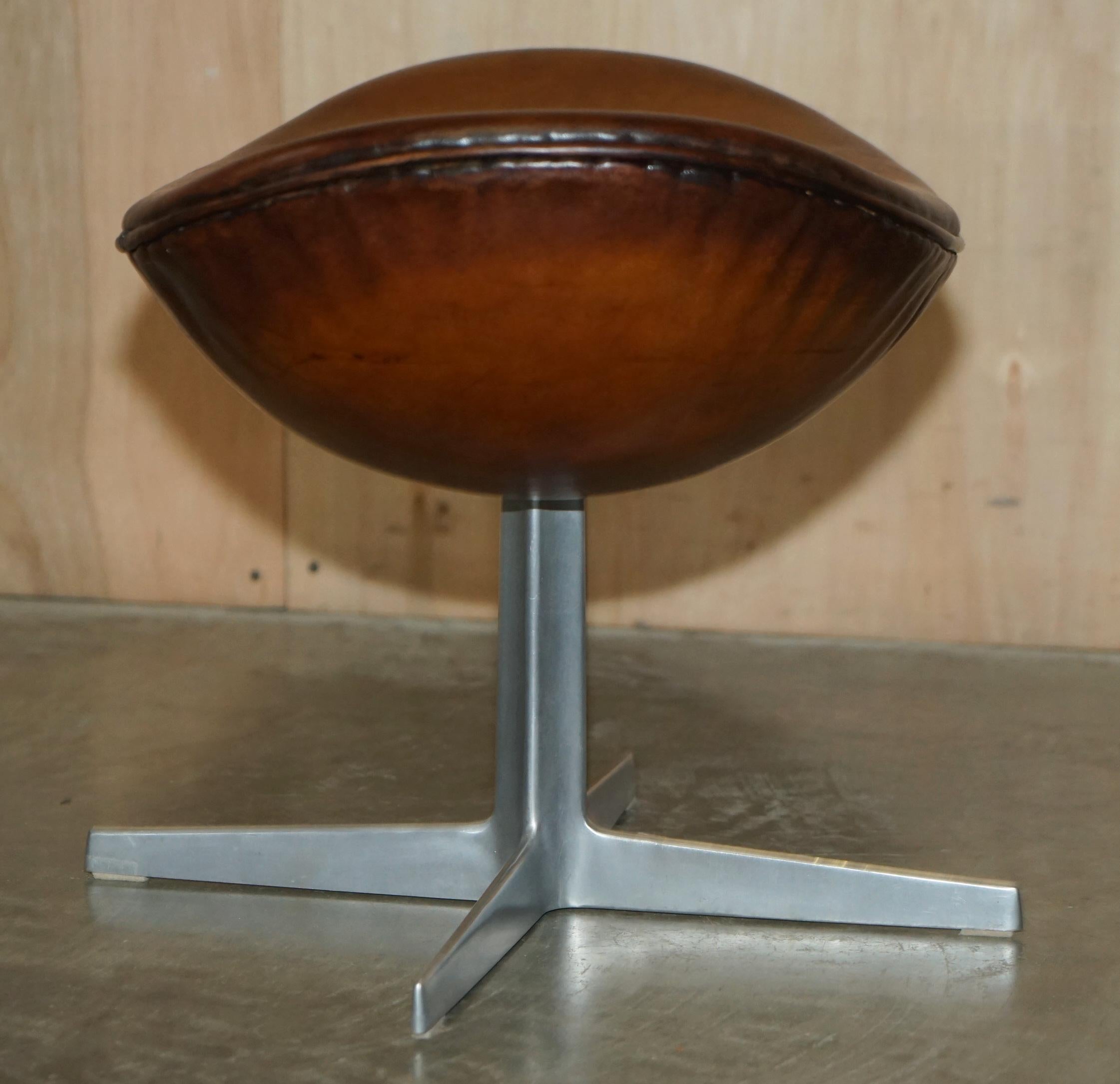 CHAISE A GUEULE ORIGINALE FRITZ HANSEN 1968 EN CUIR BRUN, entièrement restaurée en vente 10