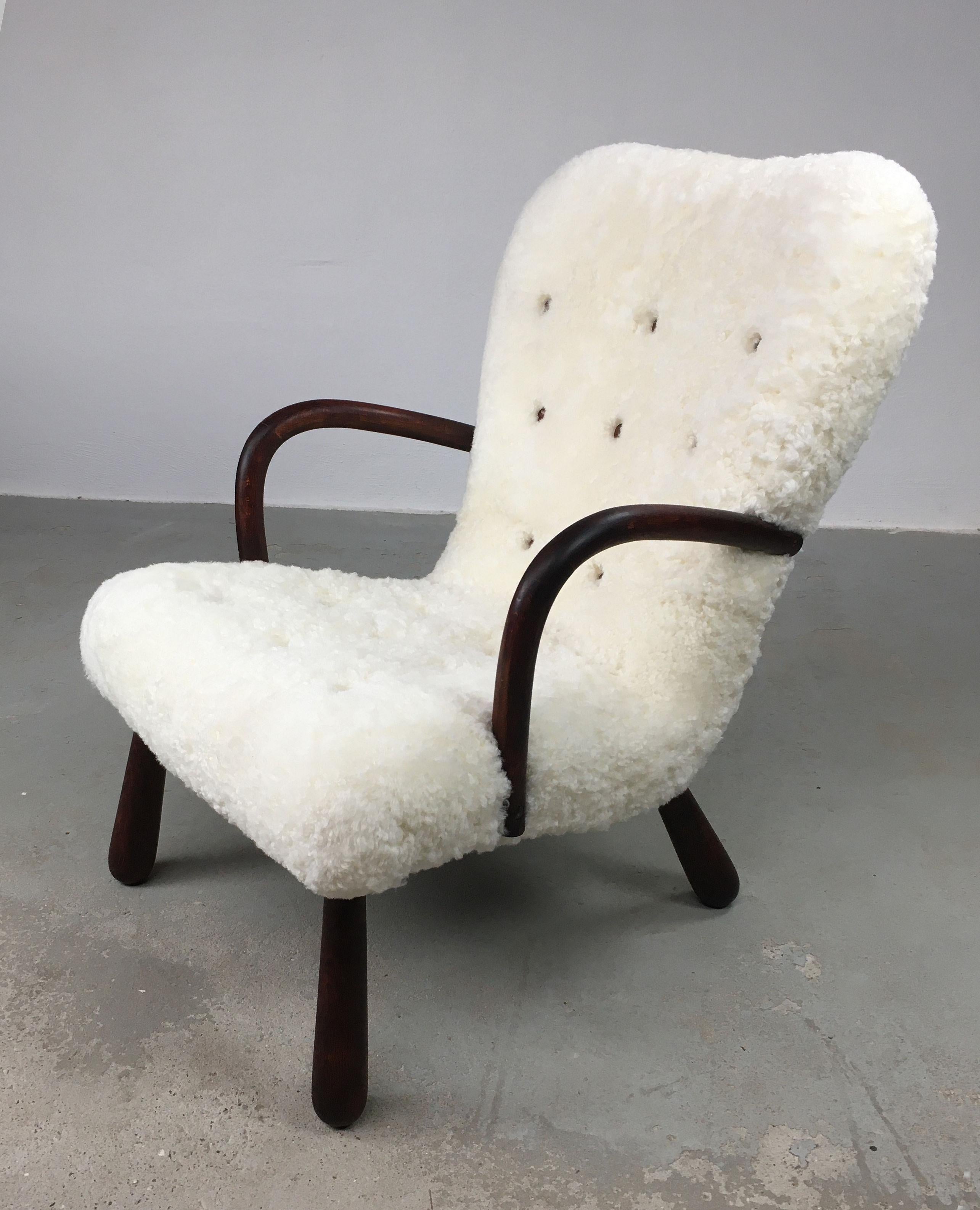 Mid-Century Modern 1950's Original Fully Restored Danish Clam Chair Reuphpolstered in Sheepskin  For Sale