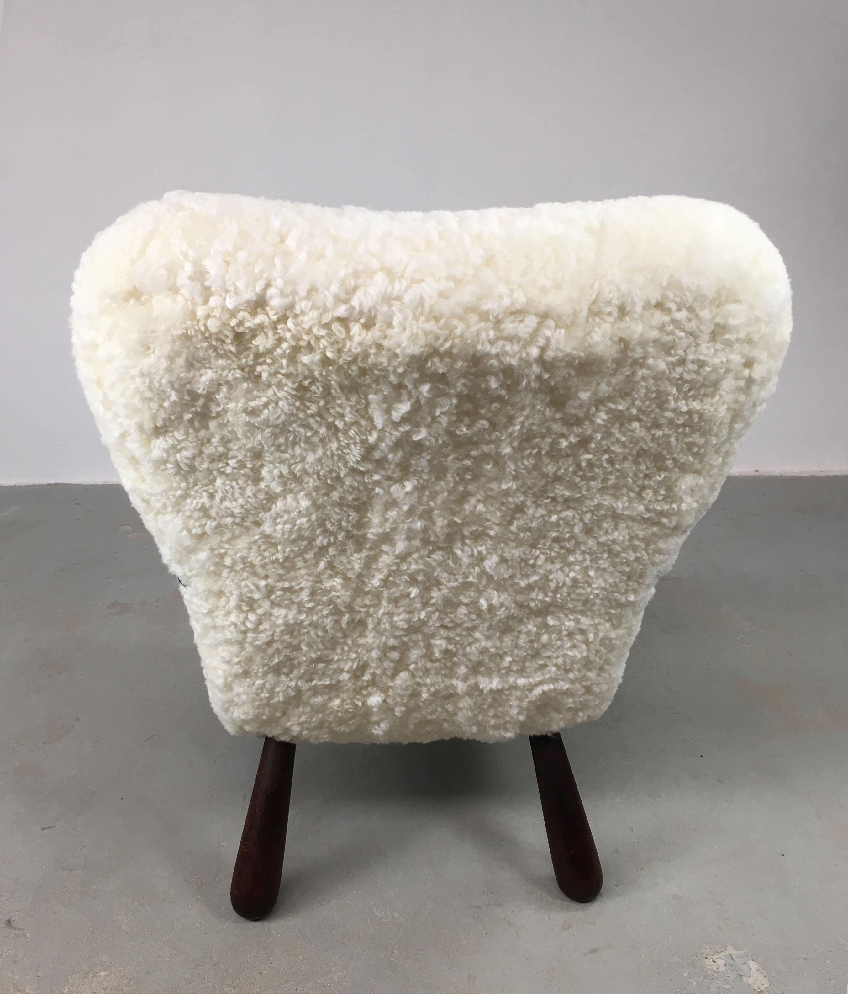 1950's Original Fully Restored Danish Clam Chair Reuphpolstered in Sheepskin  For Sale 1