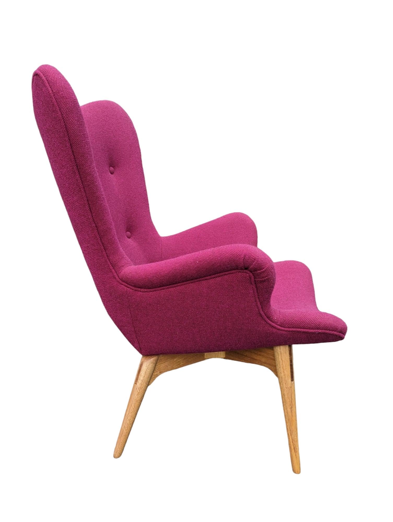 Description du produit Titre :
Que dire de cette chaise contour Featherston R160 ? Il s'agit d'un fauteuil original entièrement restauré qui est une pièce australienne emblématique et rare de MCM. Certes, il existe d'autres chaises R160, mais