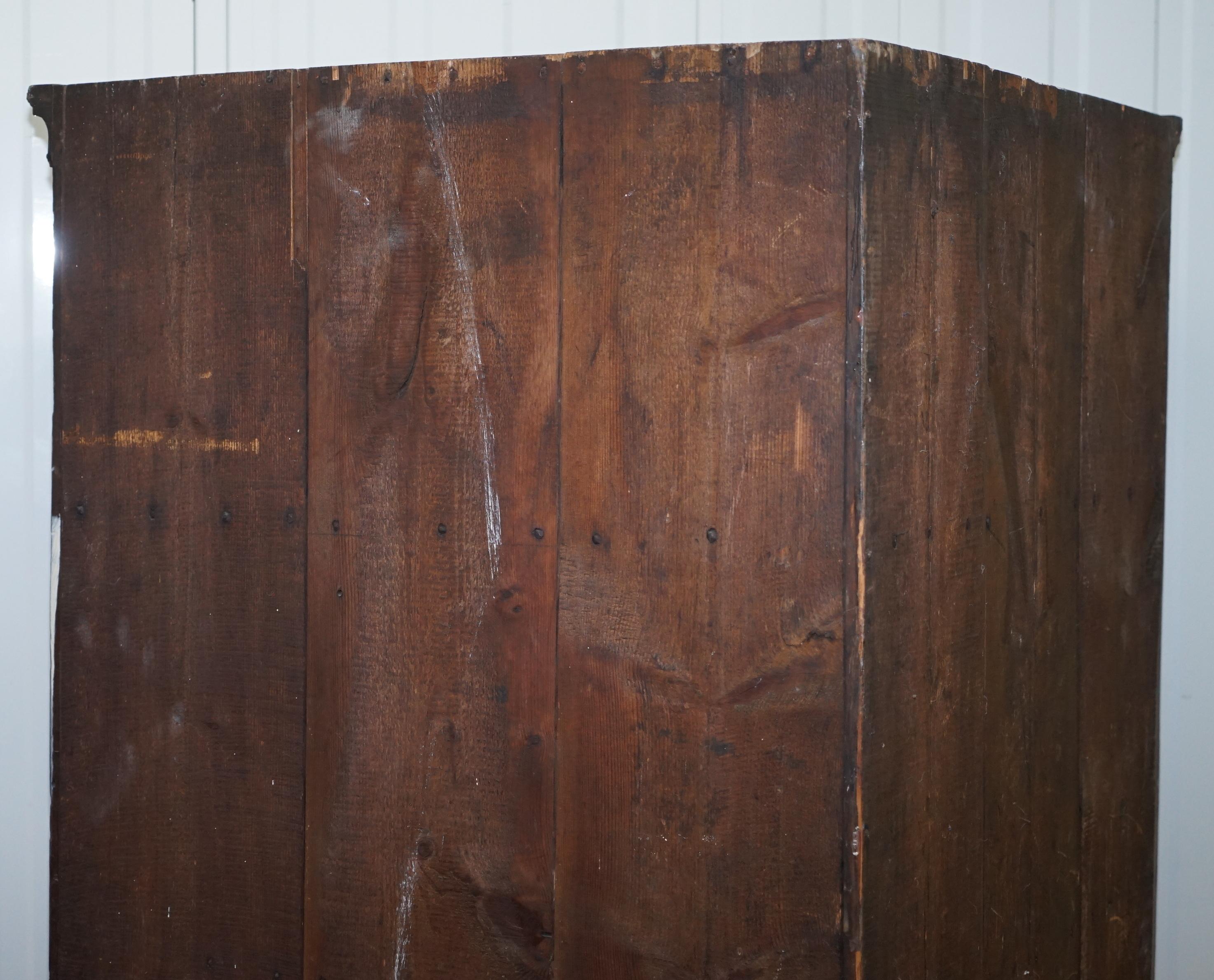 Original George III circa 1760 Solid Hardwood Corner Cupboard Large Bookcase For Sale 9