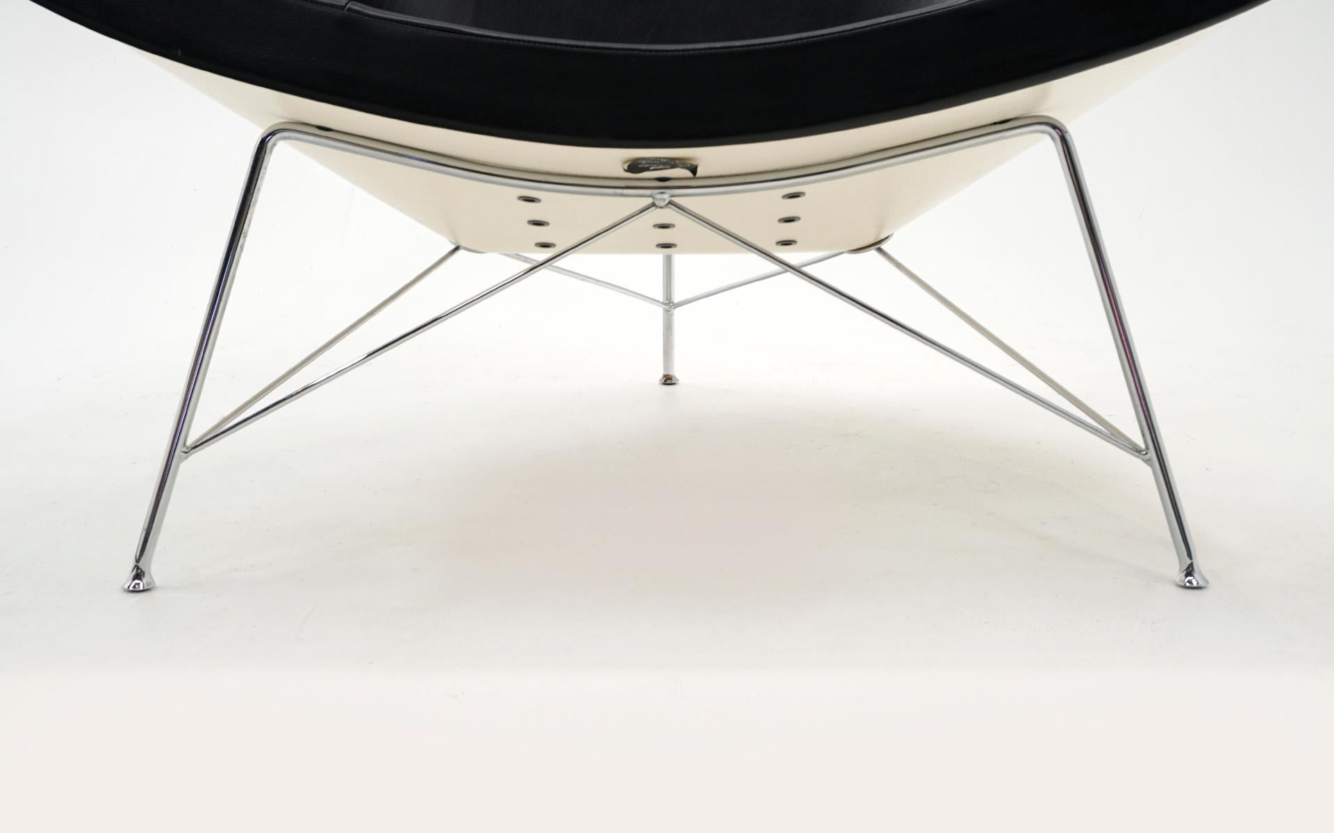 Original George Nelson Coconut Chair, Vitra, Black Leather, White Shell, Chrome In Good Condition In Kansas City, MO