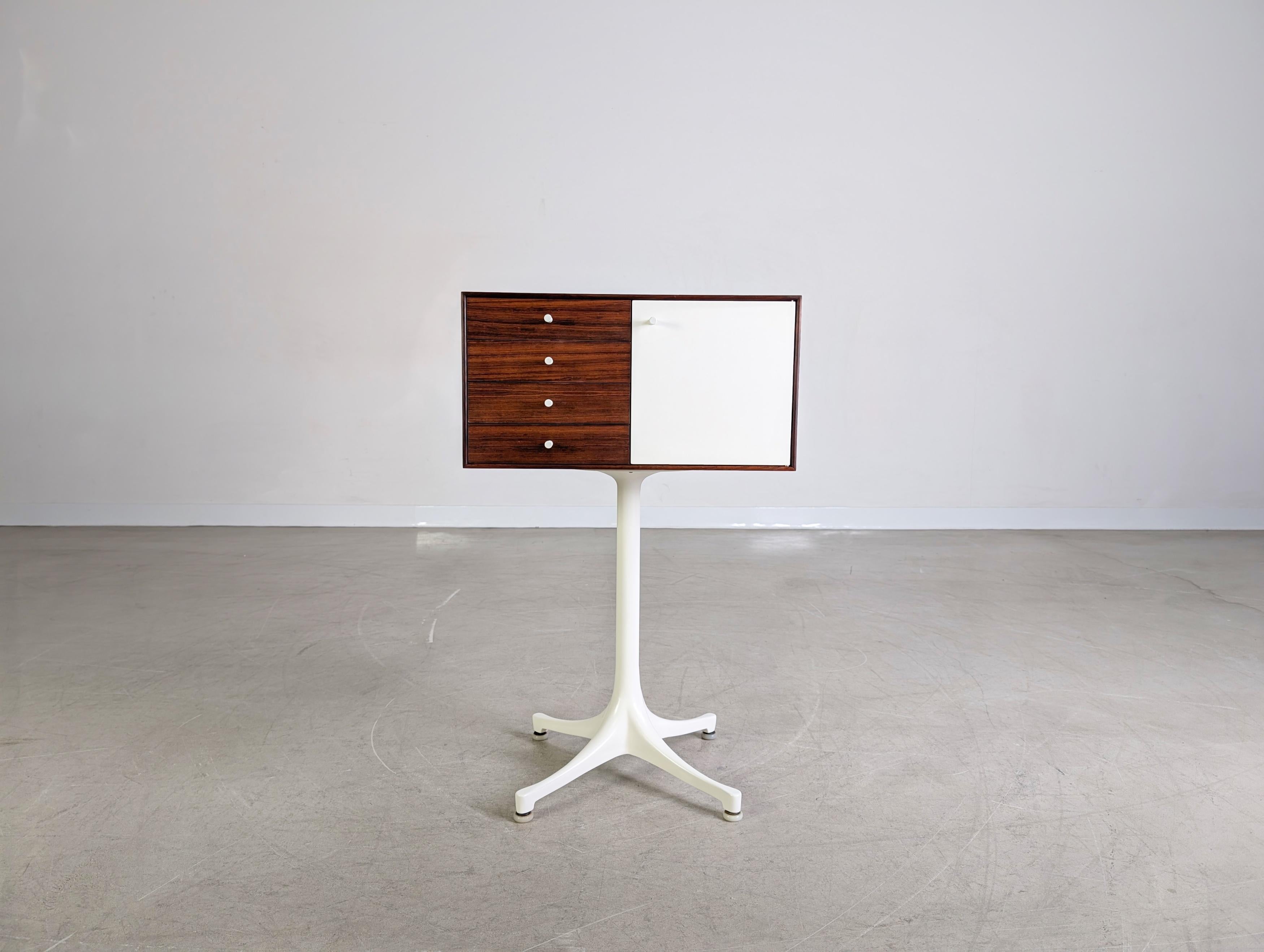 Original George Nelson Schmuckkästchen Modell 5211 Herman Miller (Moderne der Mitte des Jahrhunderts) im Angebot