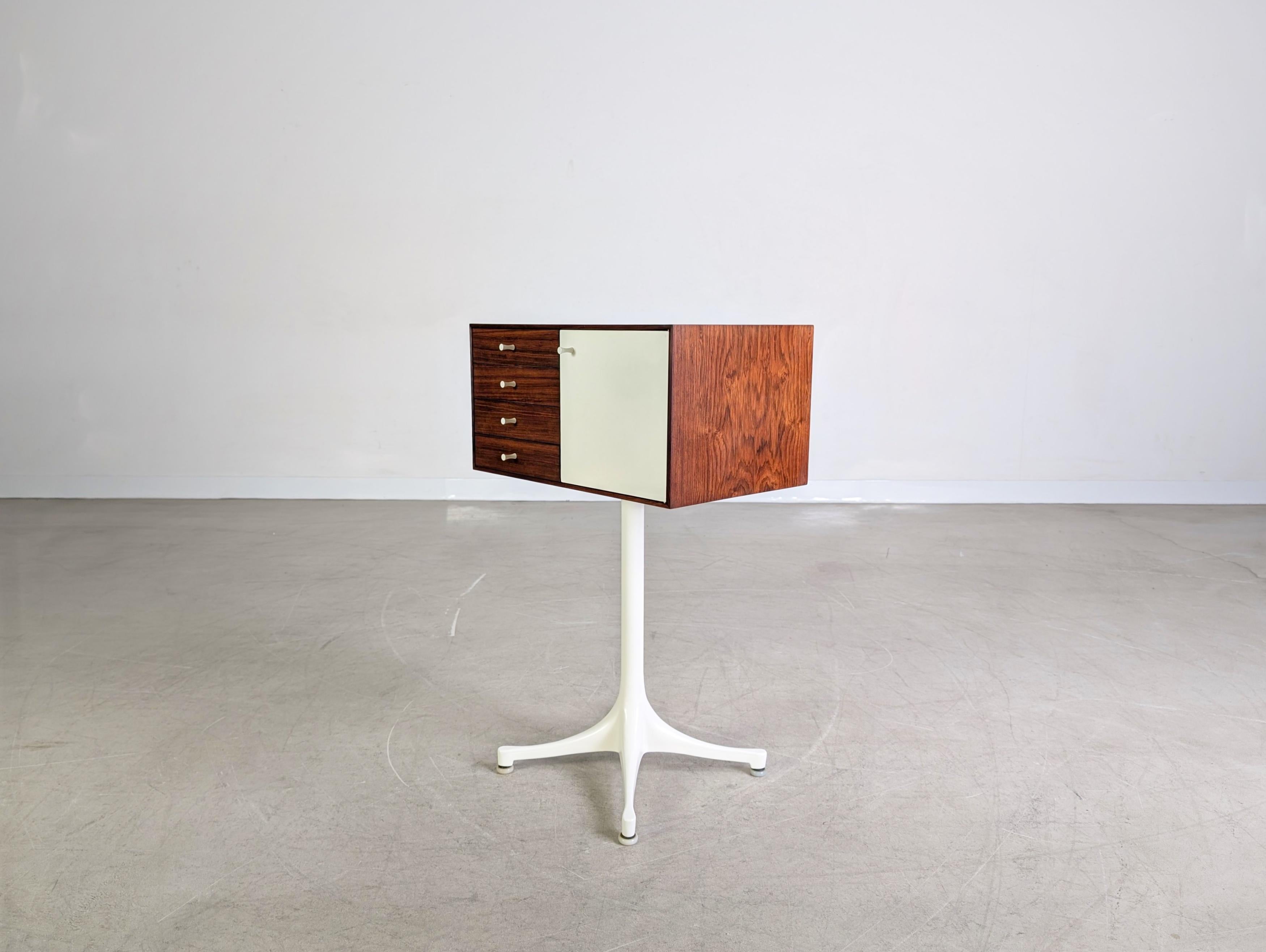 Original George Nelson Schmuckkästchen Modell 5211 Herman Miller (Deutsch) im Angebot
